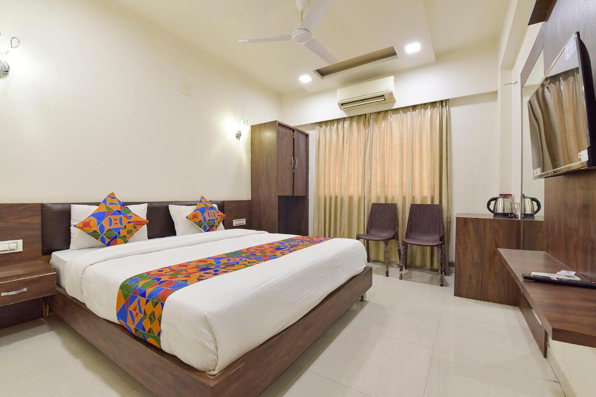 Hotel Fabhotel A1 Plaza 3*