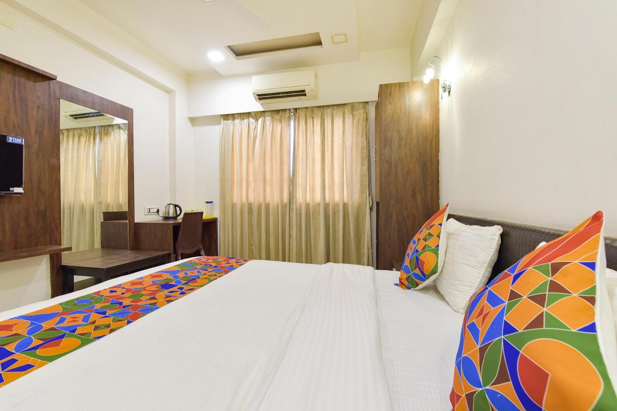 Fabhotel A1 Plaza Hotel Ahmedabad