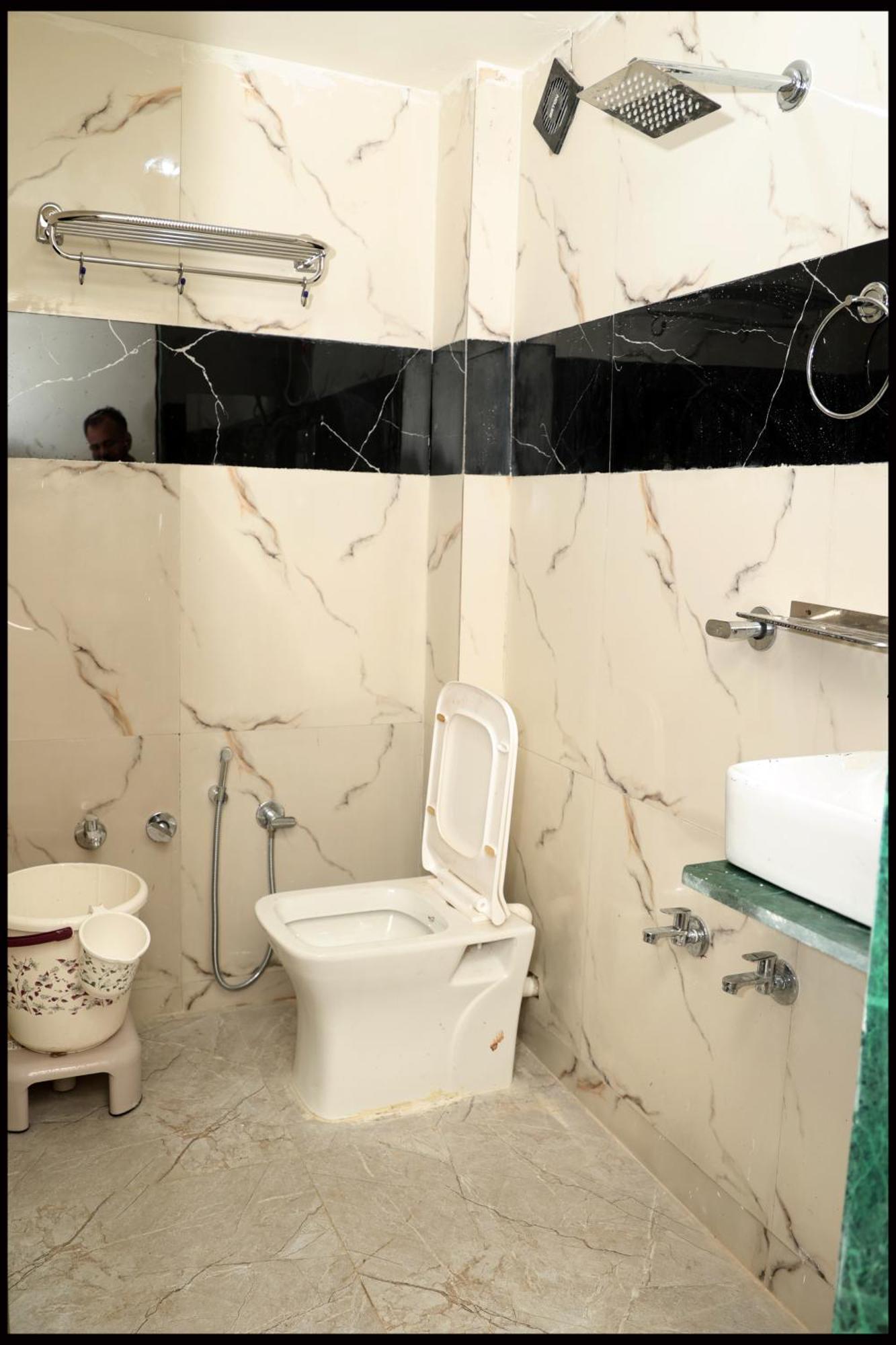 Hotel Nest Pride Ahmedabad