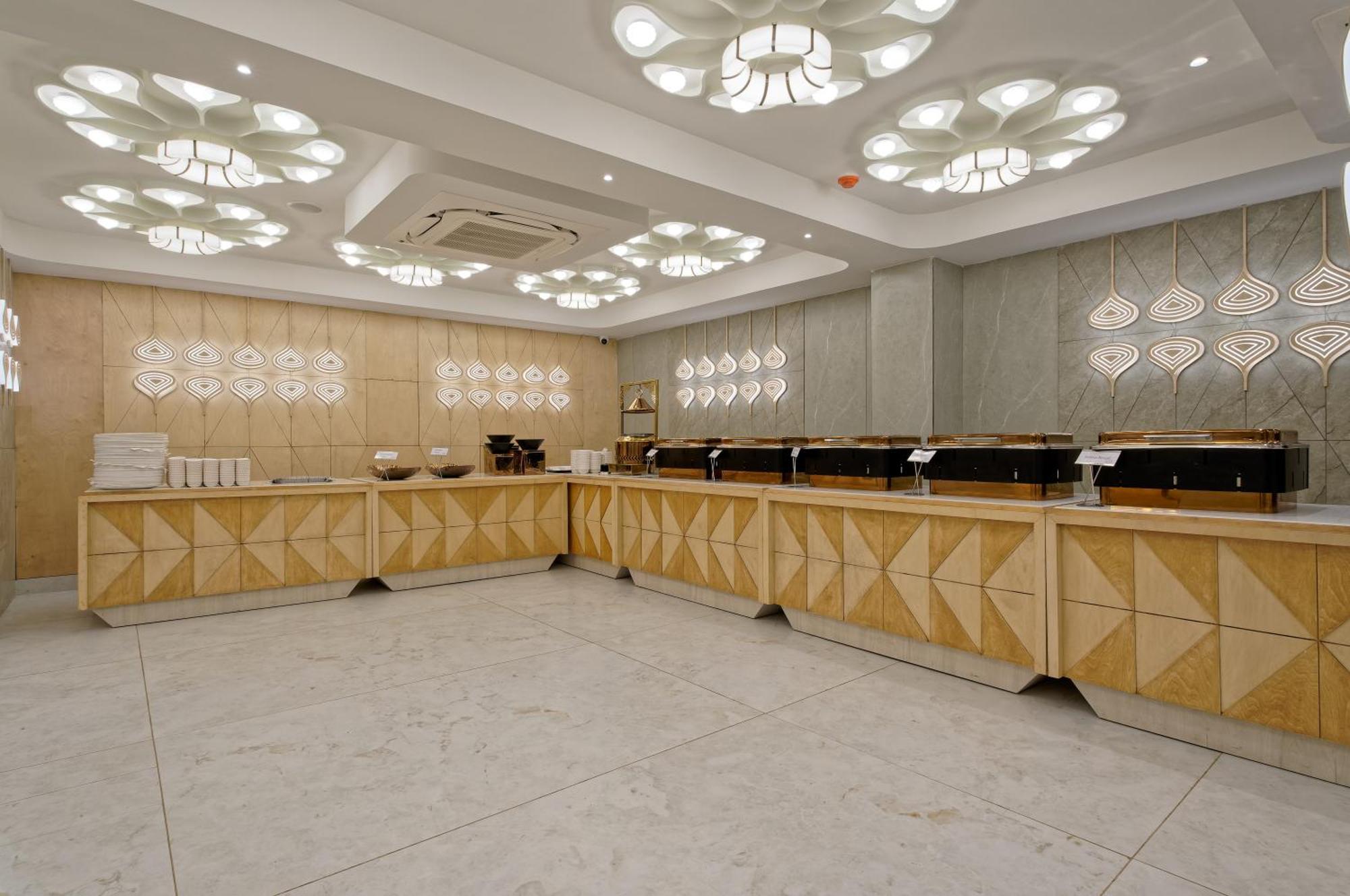 Exora Hotel 3*