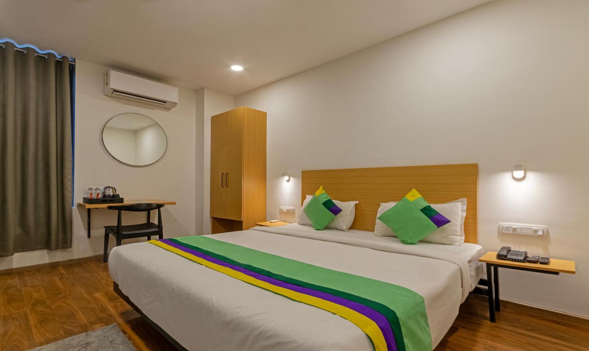 Treebo The Square 3* Ahmedabad