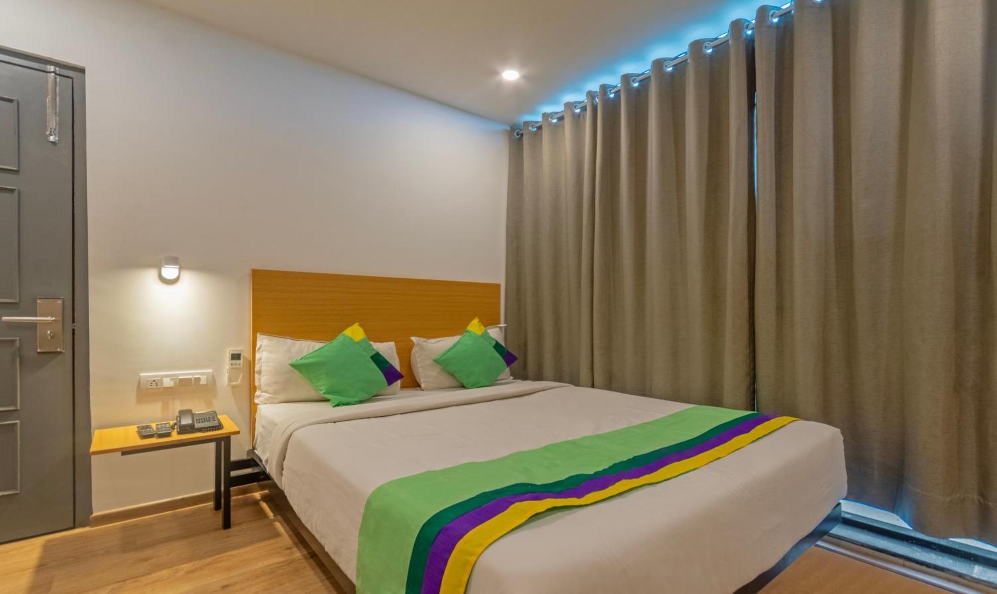 Treebo The Square Hotel Ahmedabad