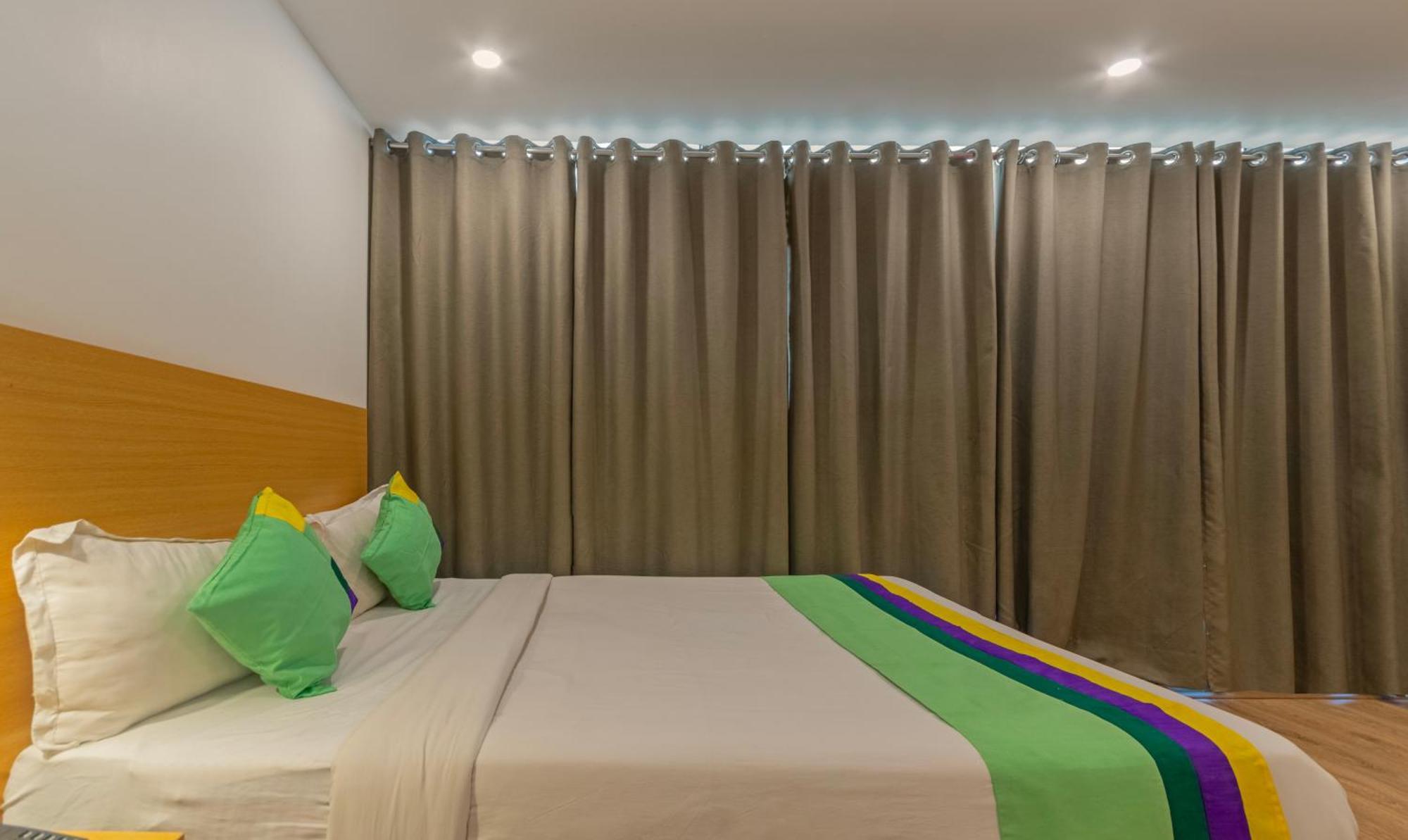 Hotel Treebo The Square Ahmedabad
