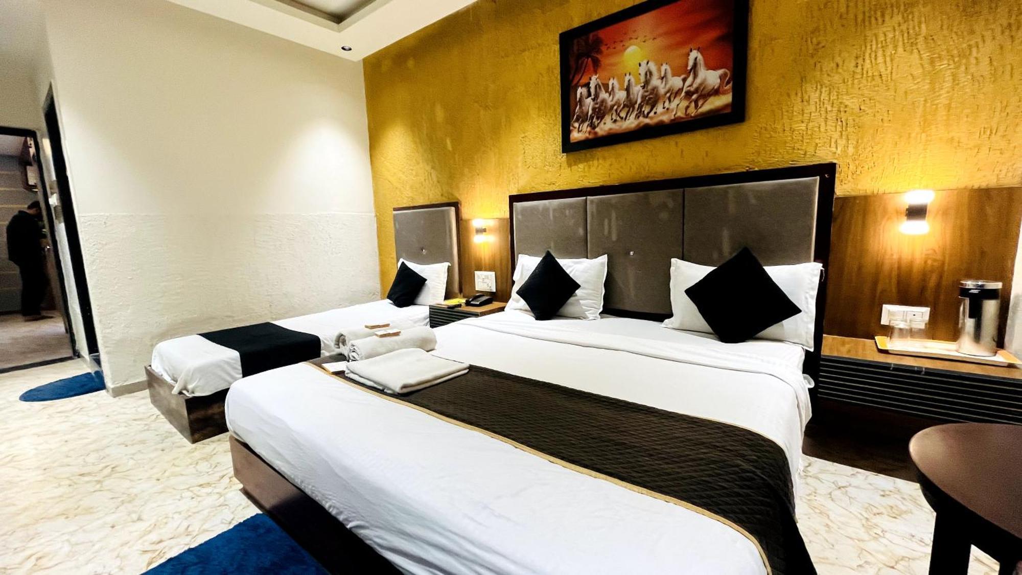 Shrimad Chandkheda 2* Ahmedabad