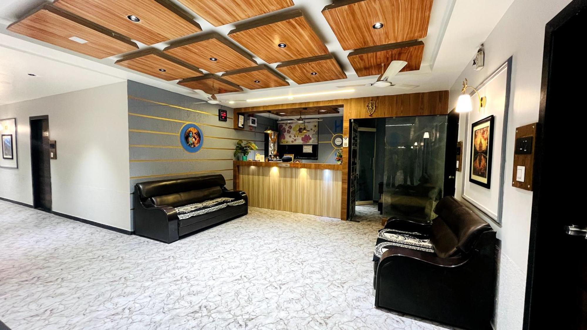 Hotel Shrimad Chandkheda Ahmedabad