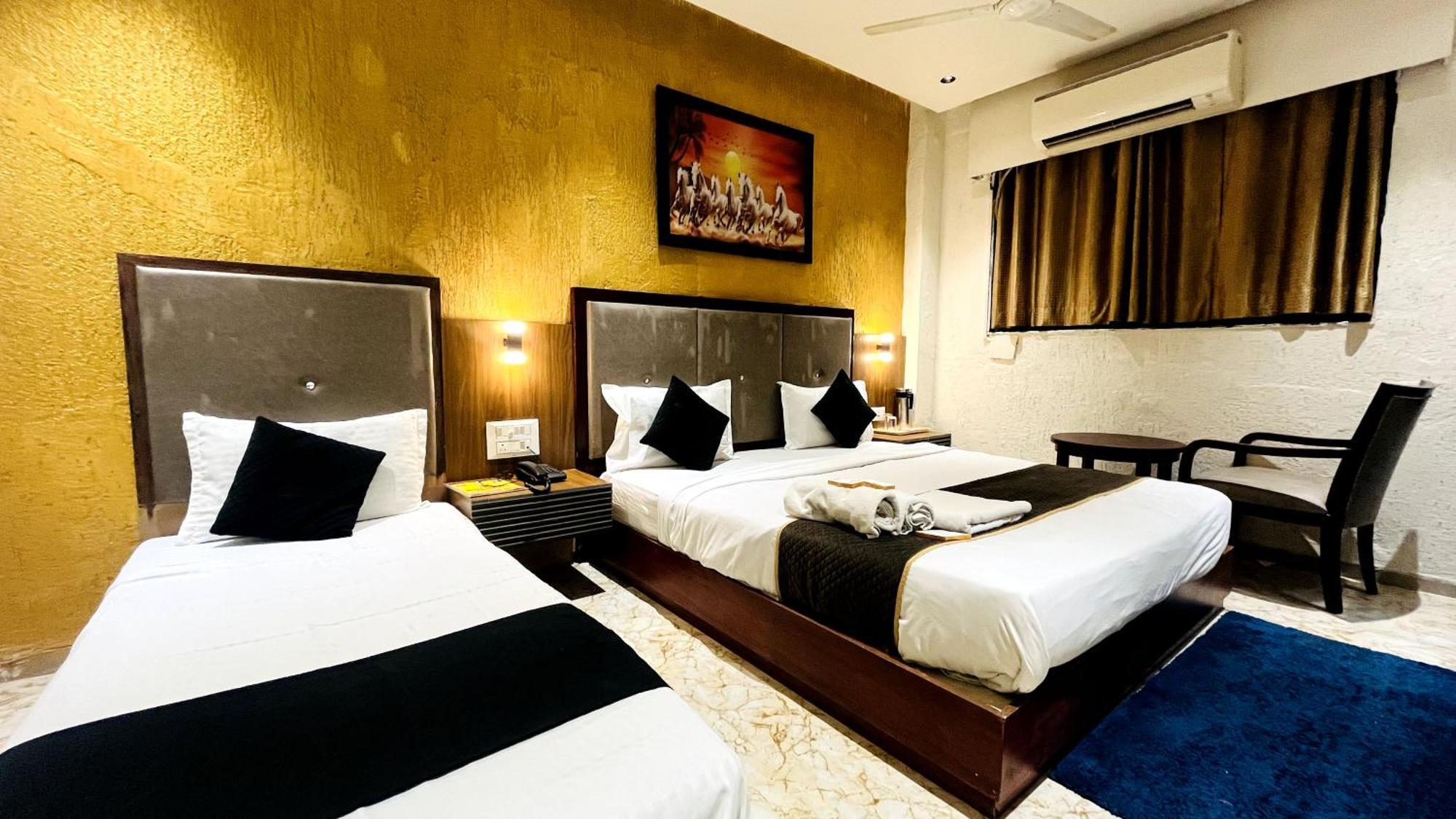 Hotel Shrimad Chandkheda