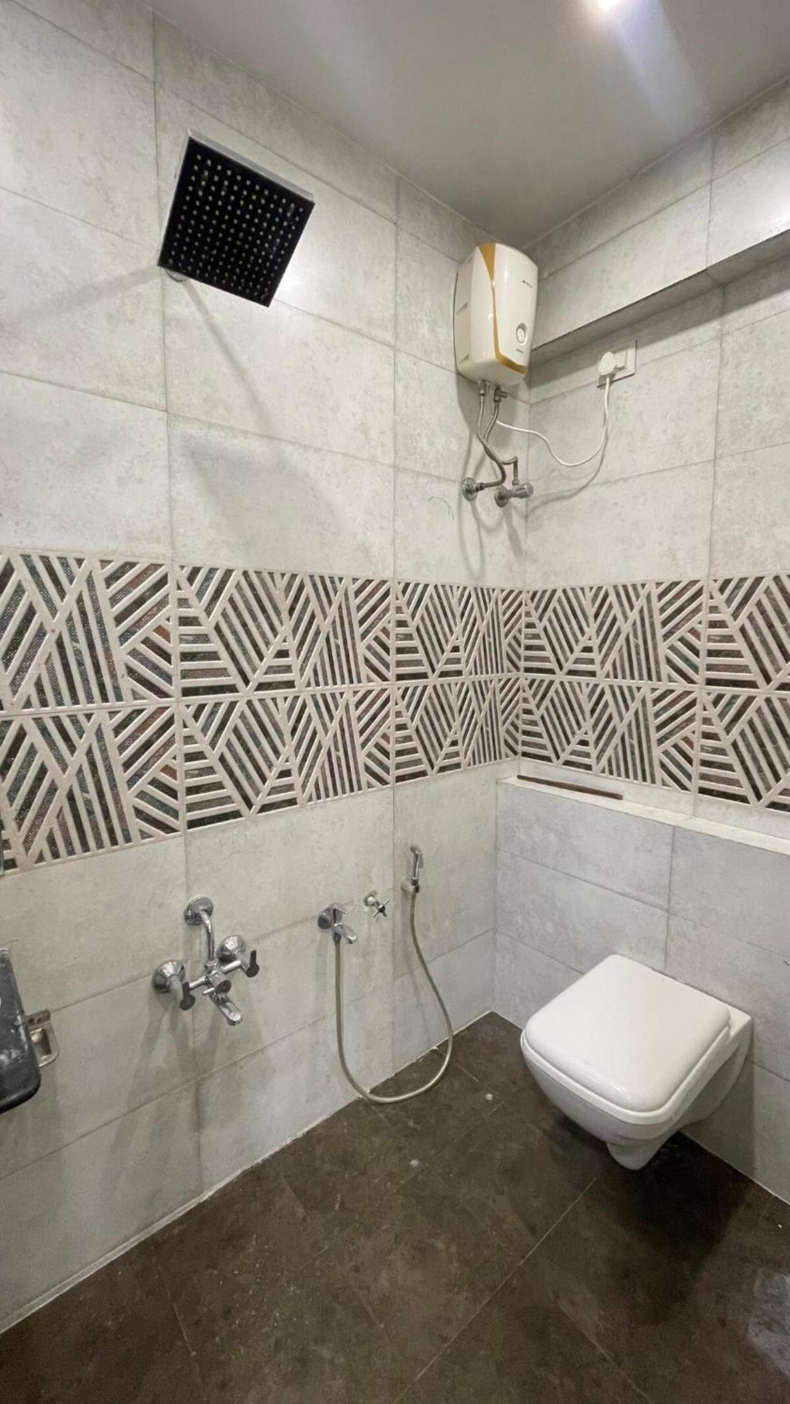3 Bhk Entire In Gota *