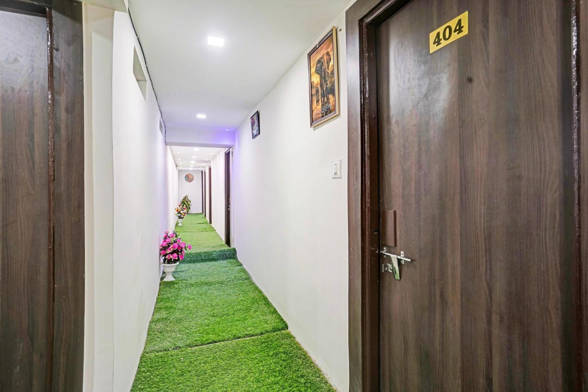 Super O Navrangpura Cg Road Ahmedabad