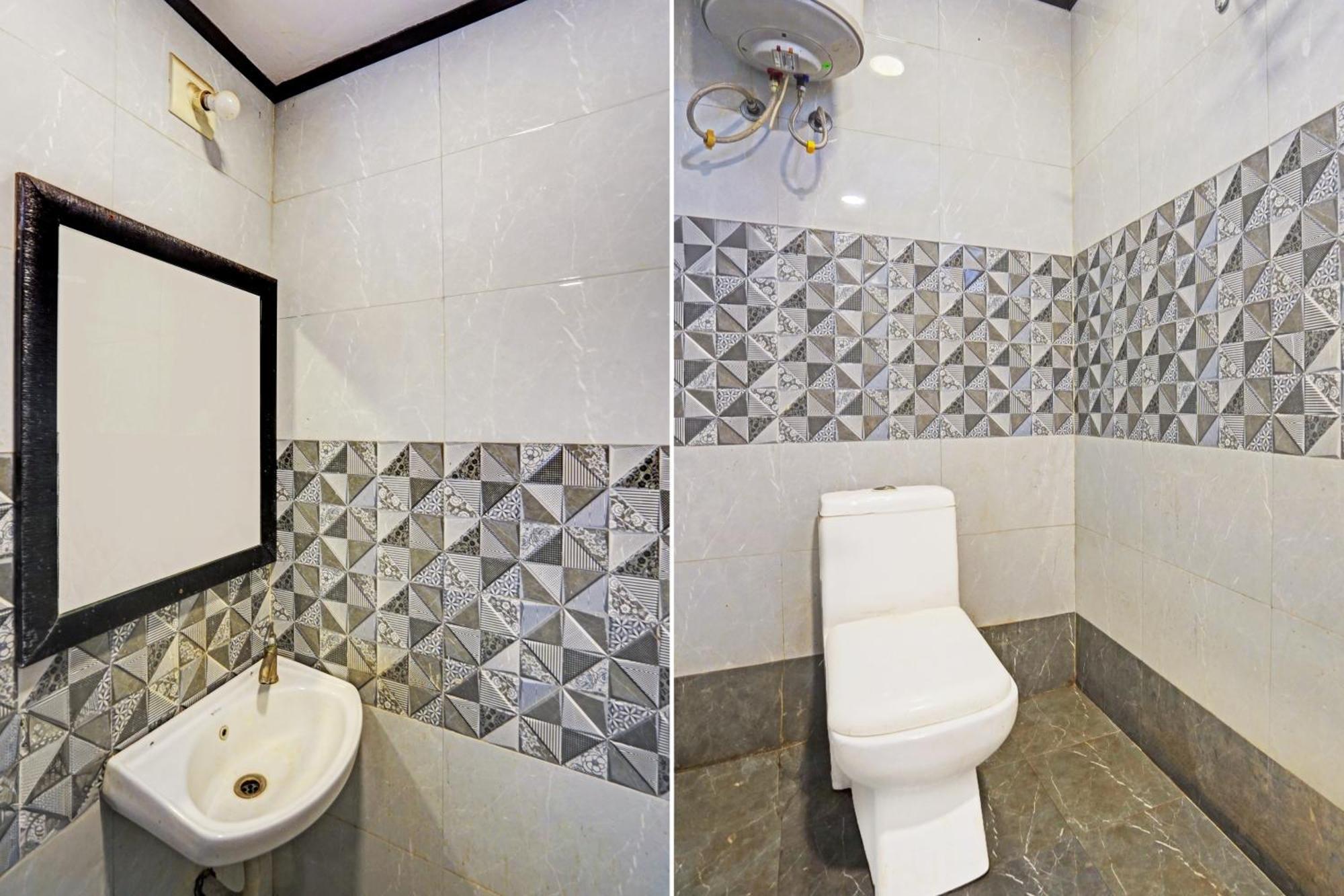 Hotel O Poonam Palace *