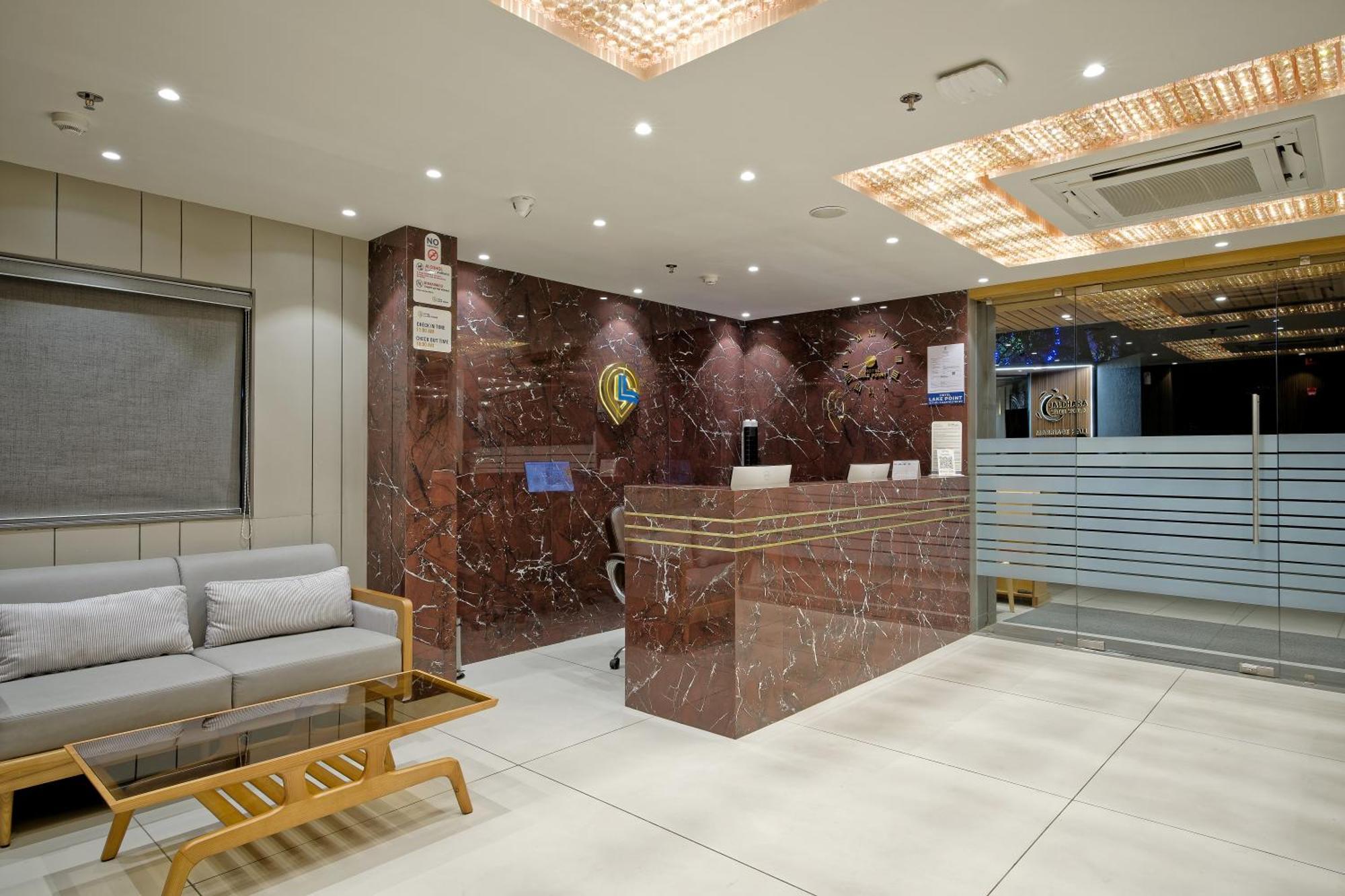 Point Hotel 3*
