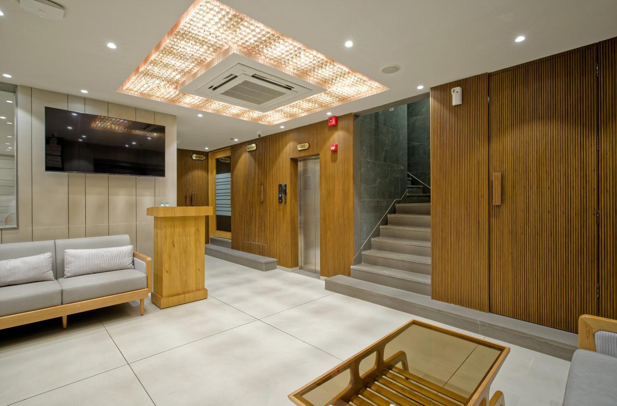 Hotel Point Ahmedabad