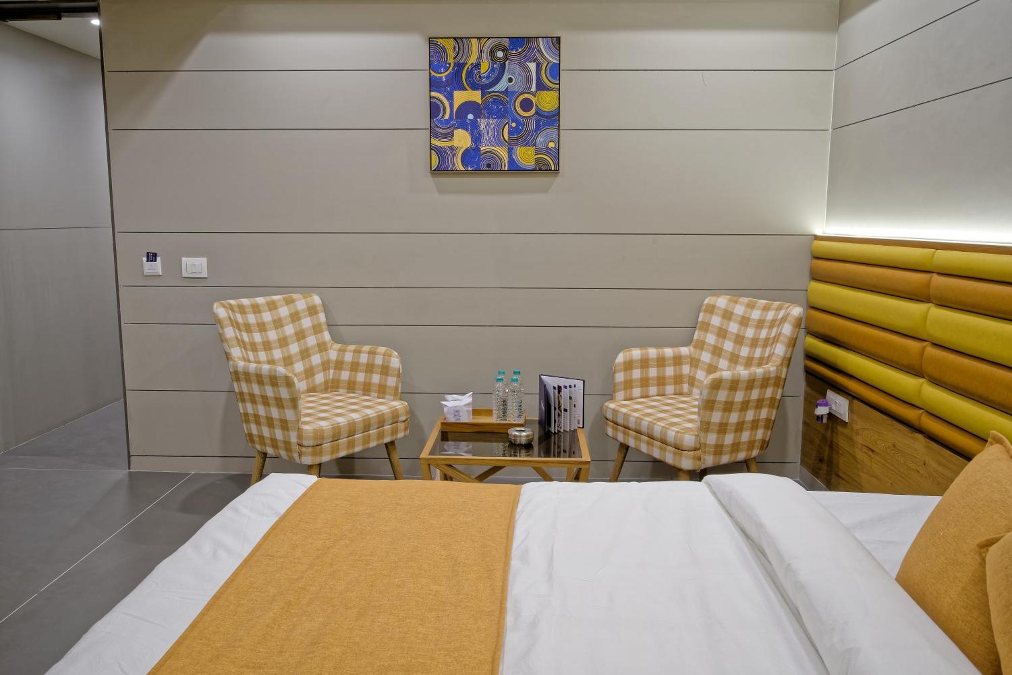 Point Hotel 3*