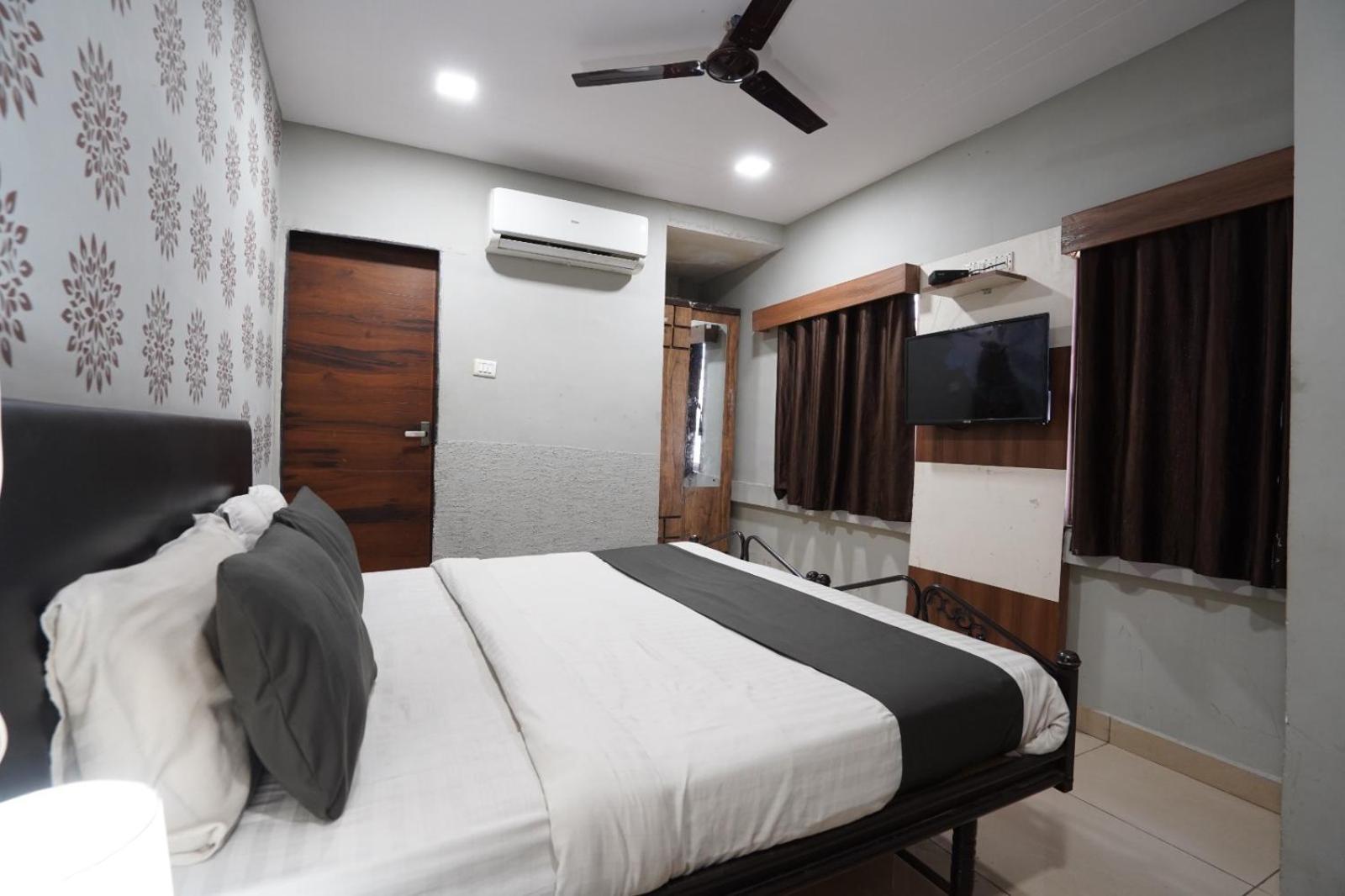 Sai Inn, Airport Guest house