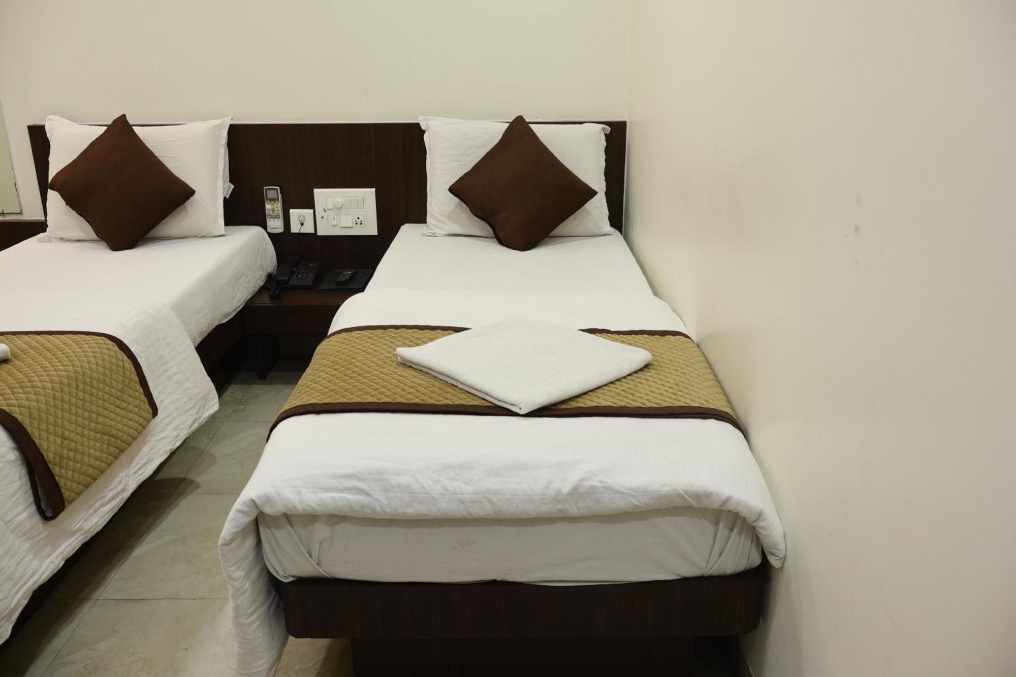 Kabir Hotel