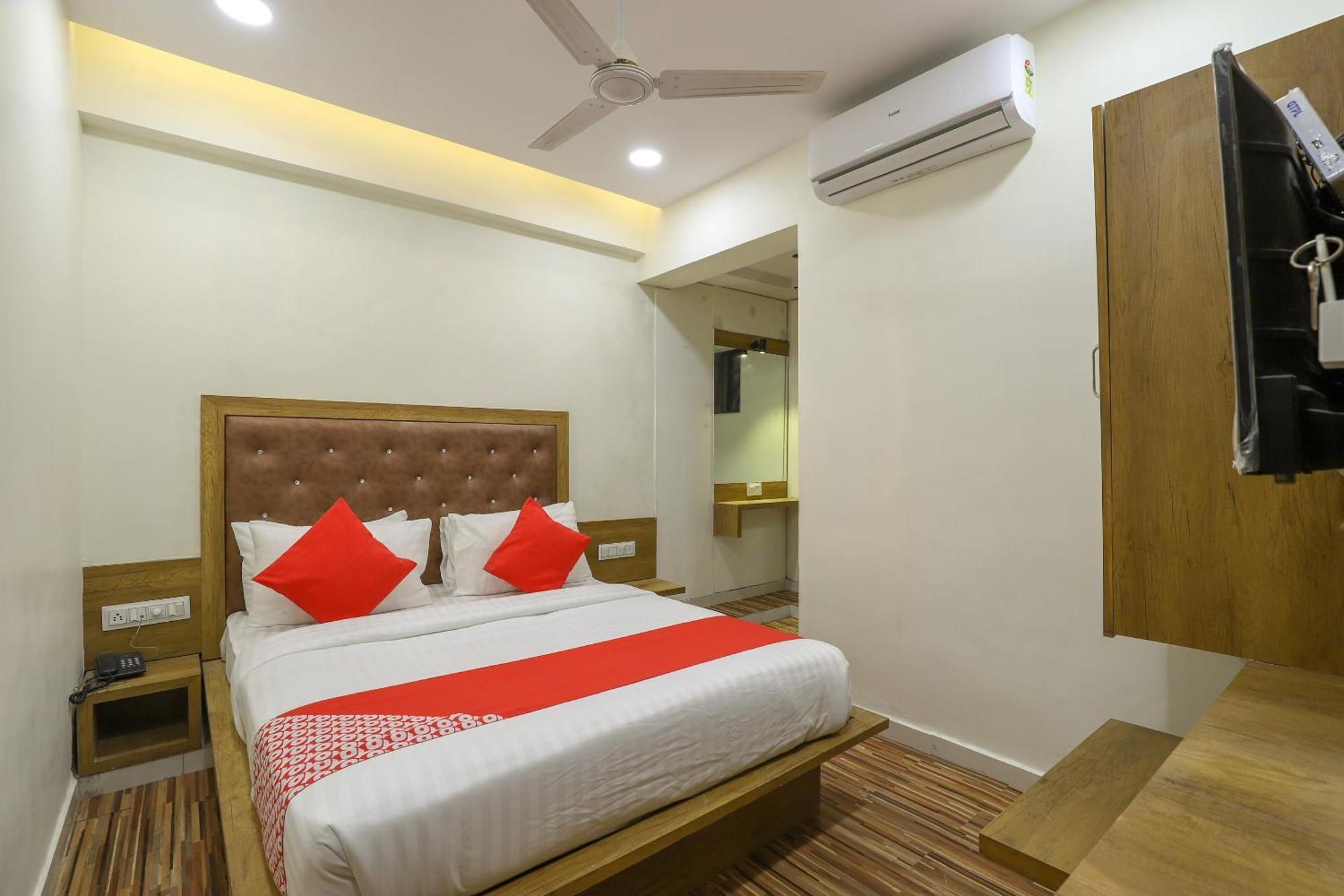 O Shubham Ahmedabad