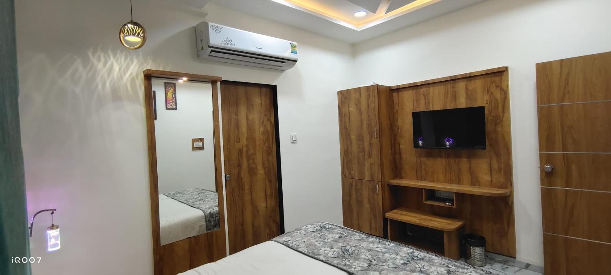 Primeland Gota Hotel *