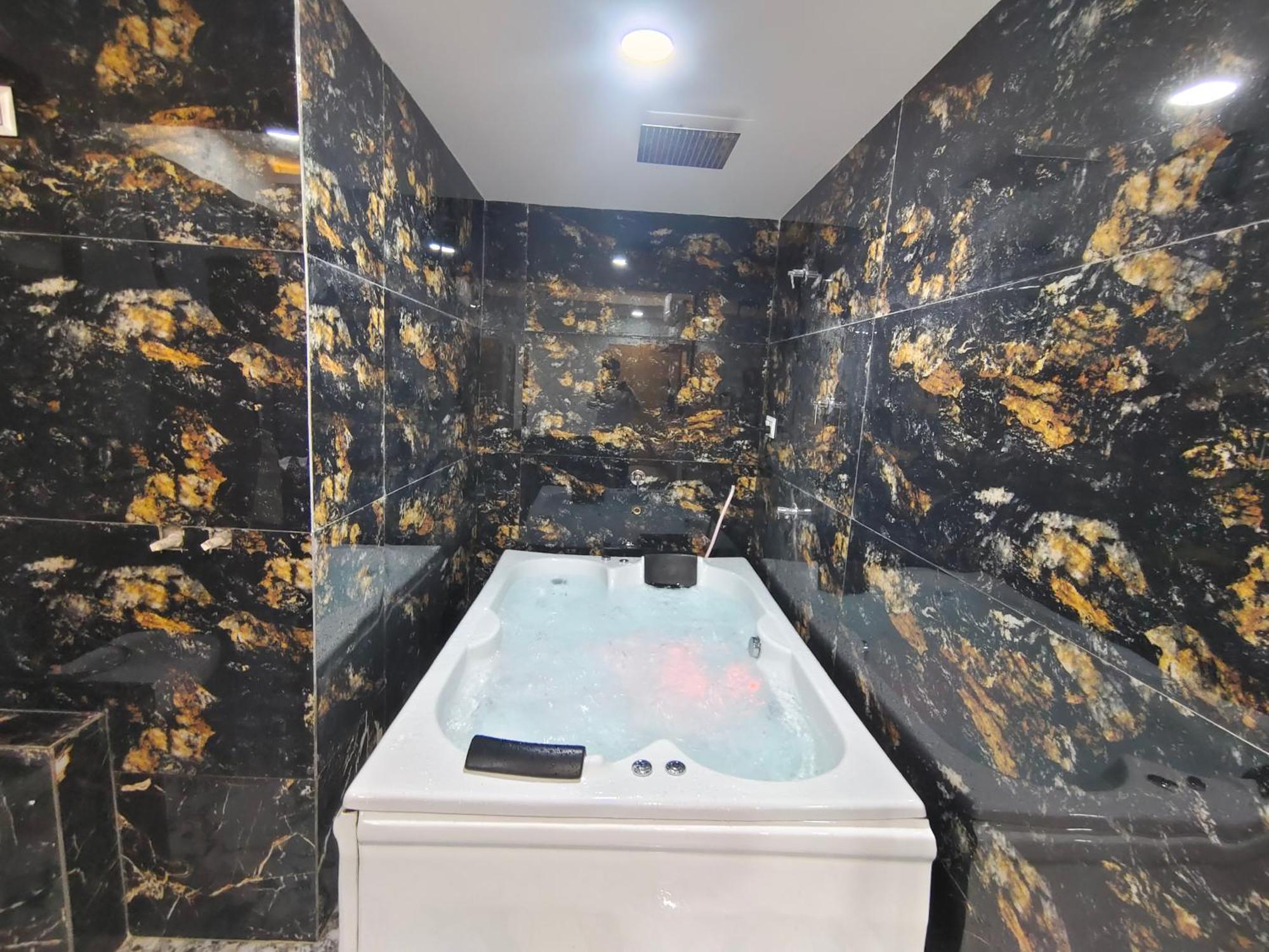 Krishna Park Hotel Ahmedabad