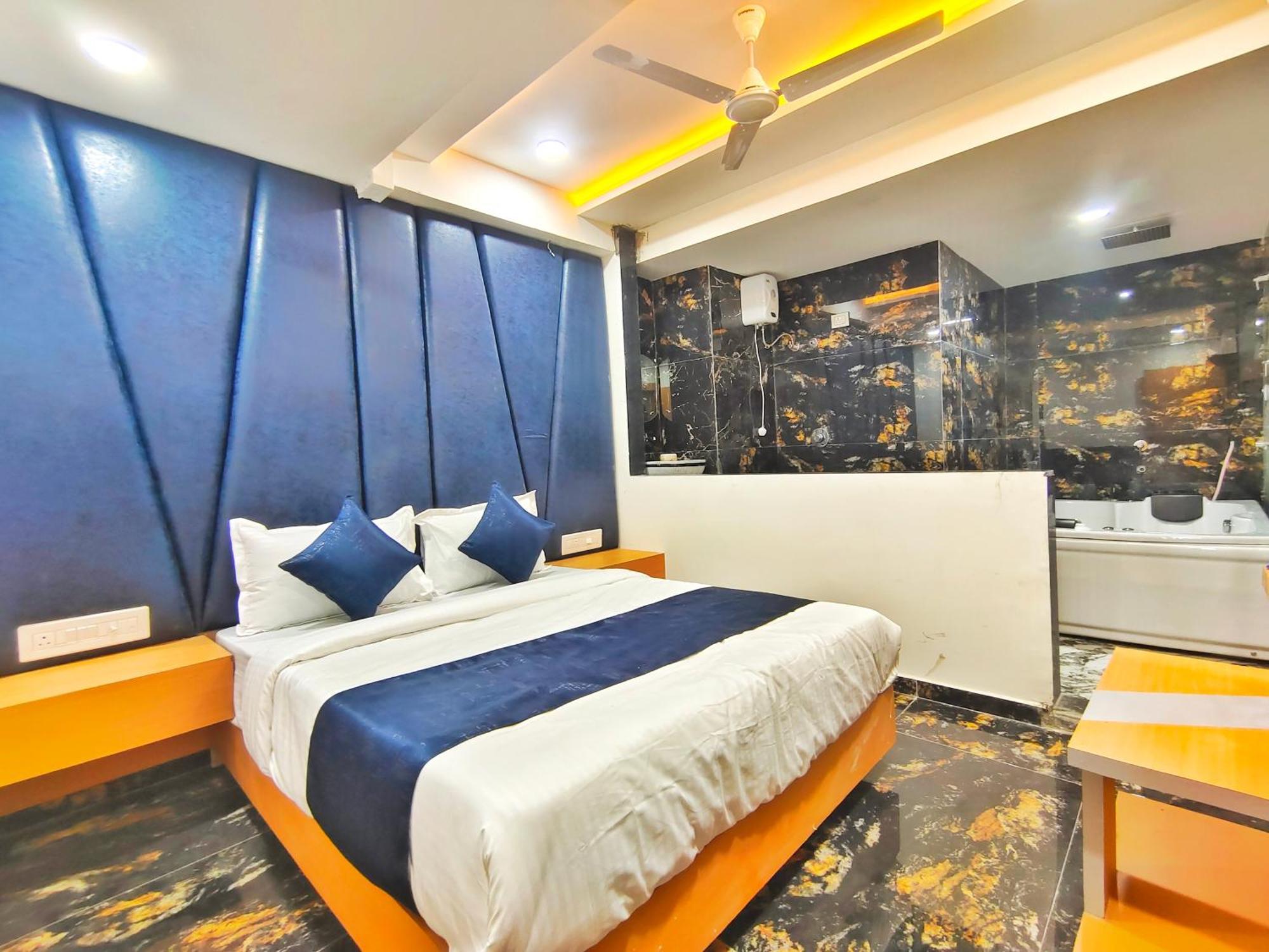 Hotel Krishna Park