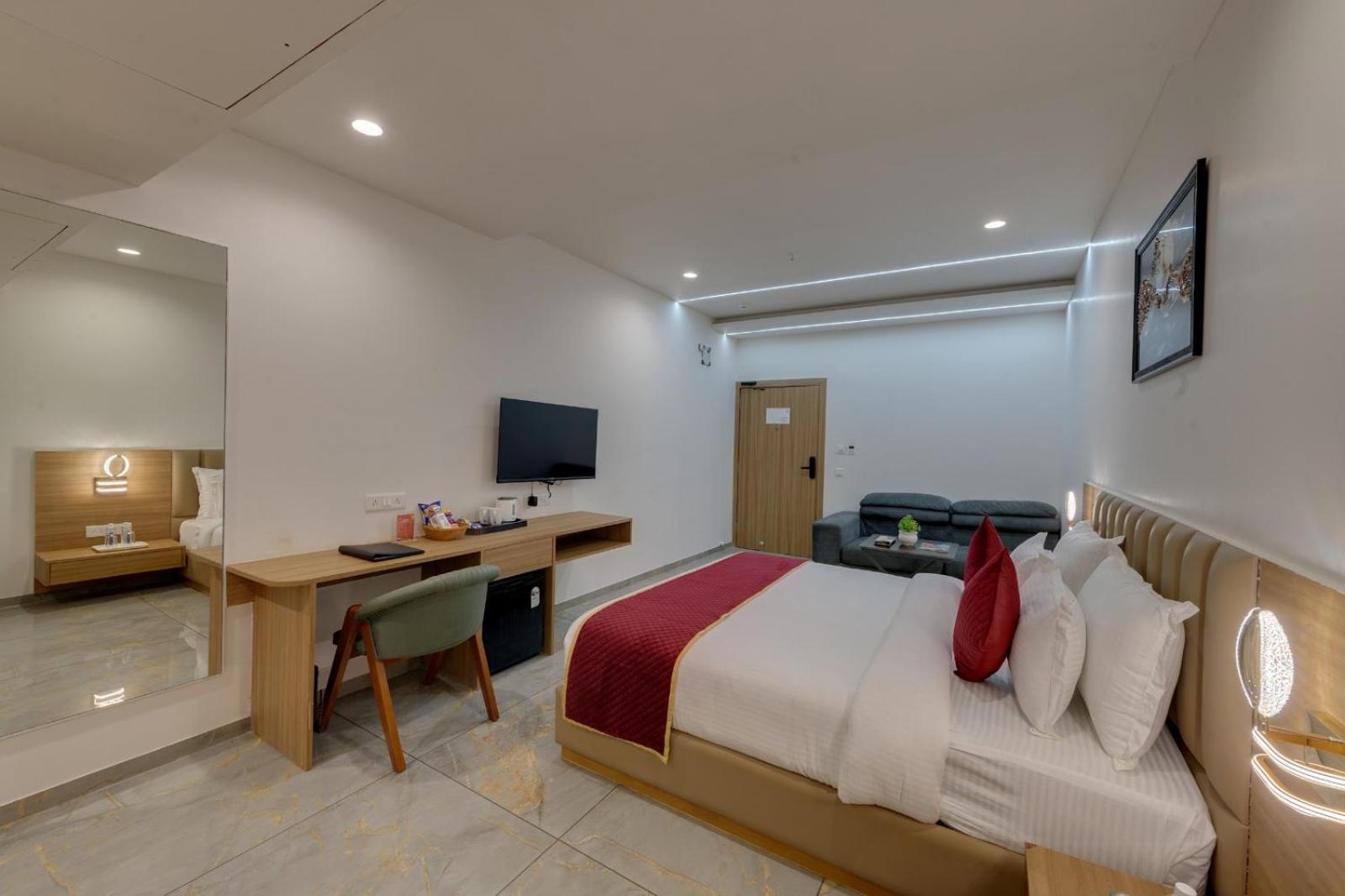 Comfort Sapphire Chandkheda,