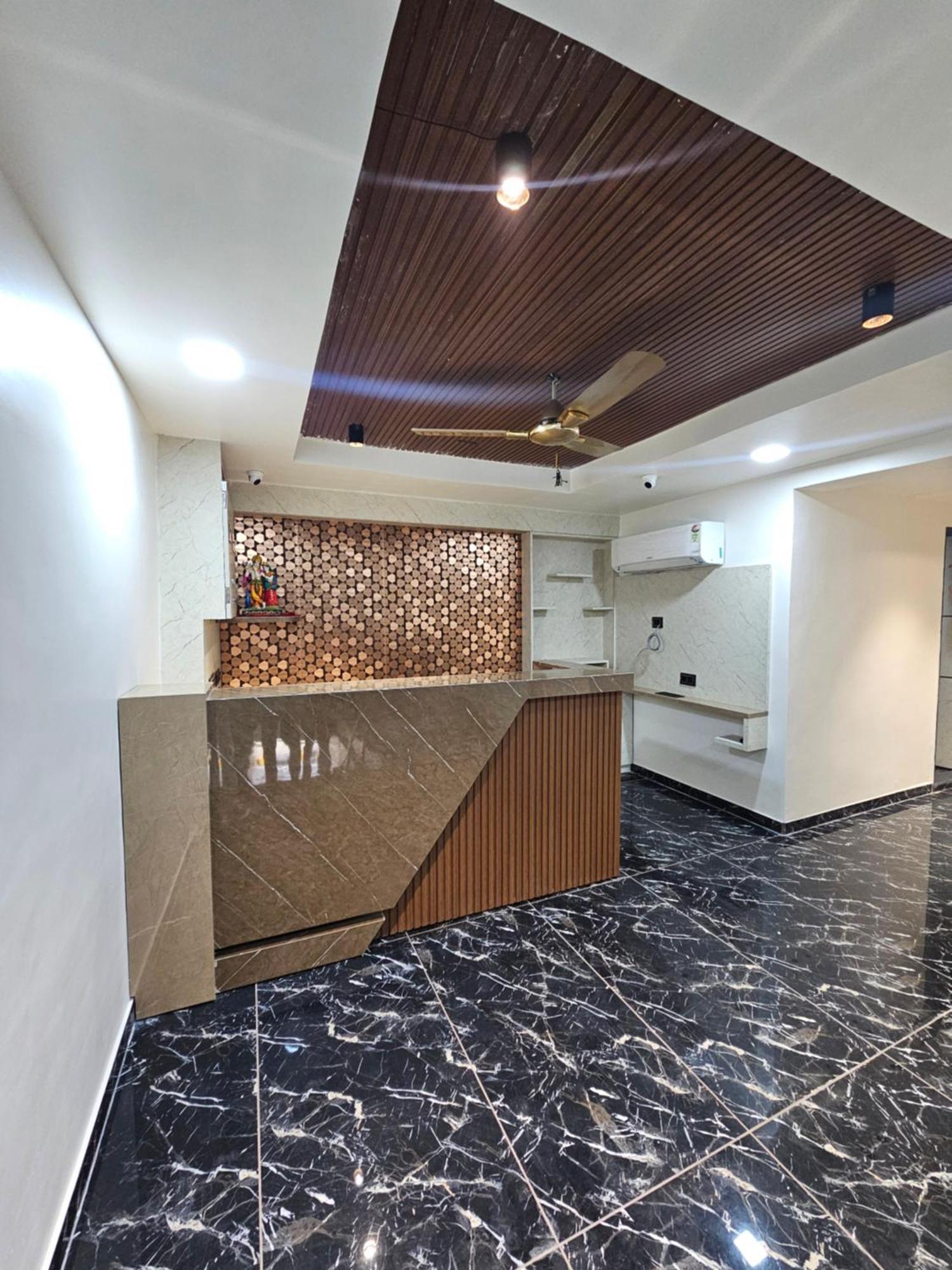 Hotel R K Ahmedabad