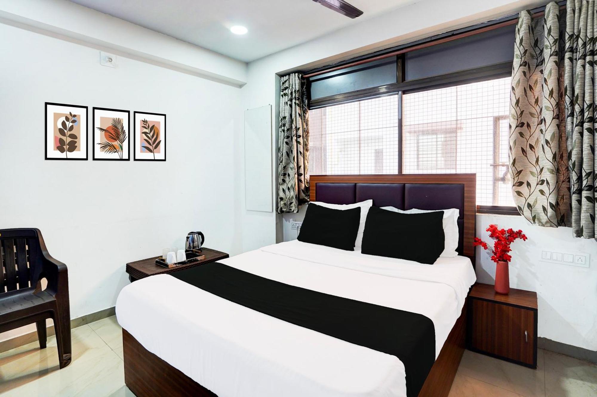 Hotel Super O Geeta Mandir Formerly Park Ahmedabad