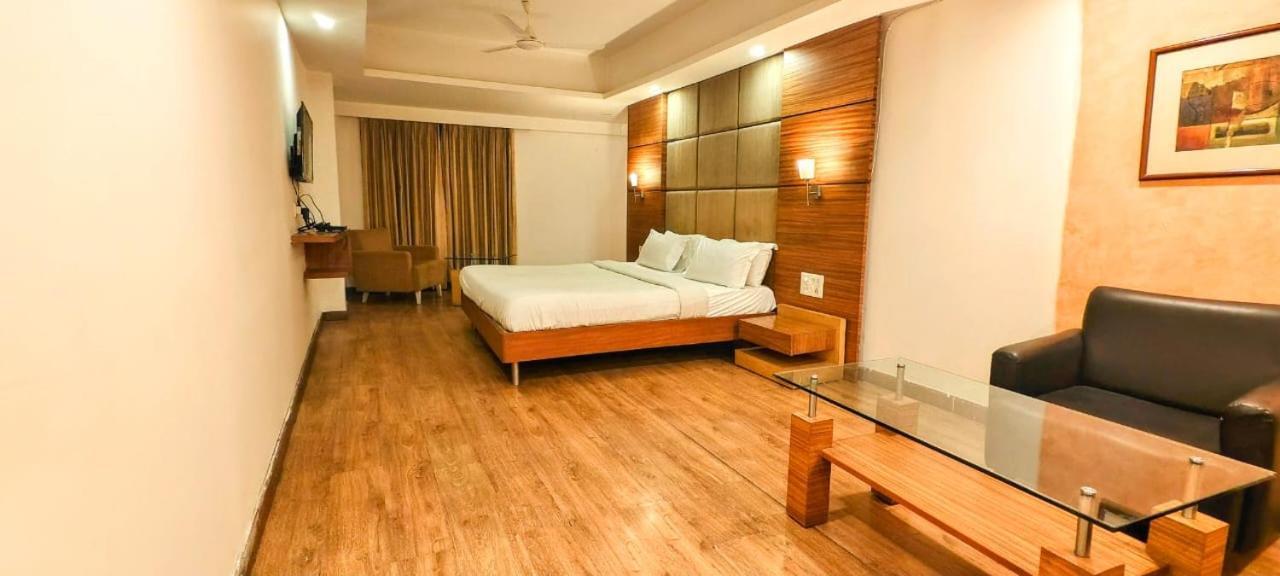 Hotel The Sky Comfort, Vejalpur Ahmedabad