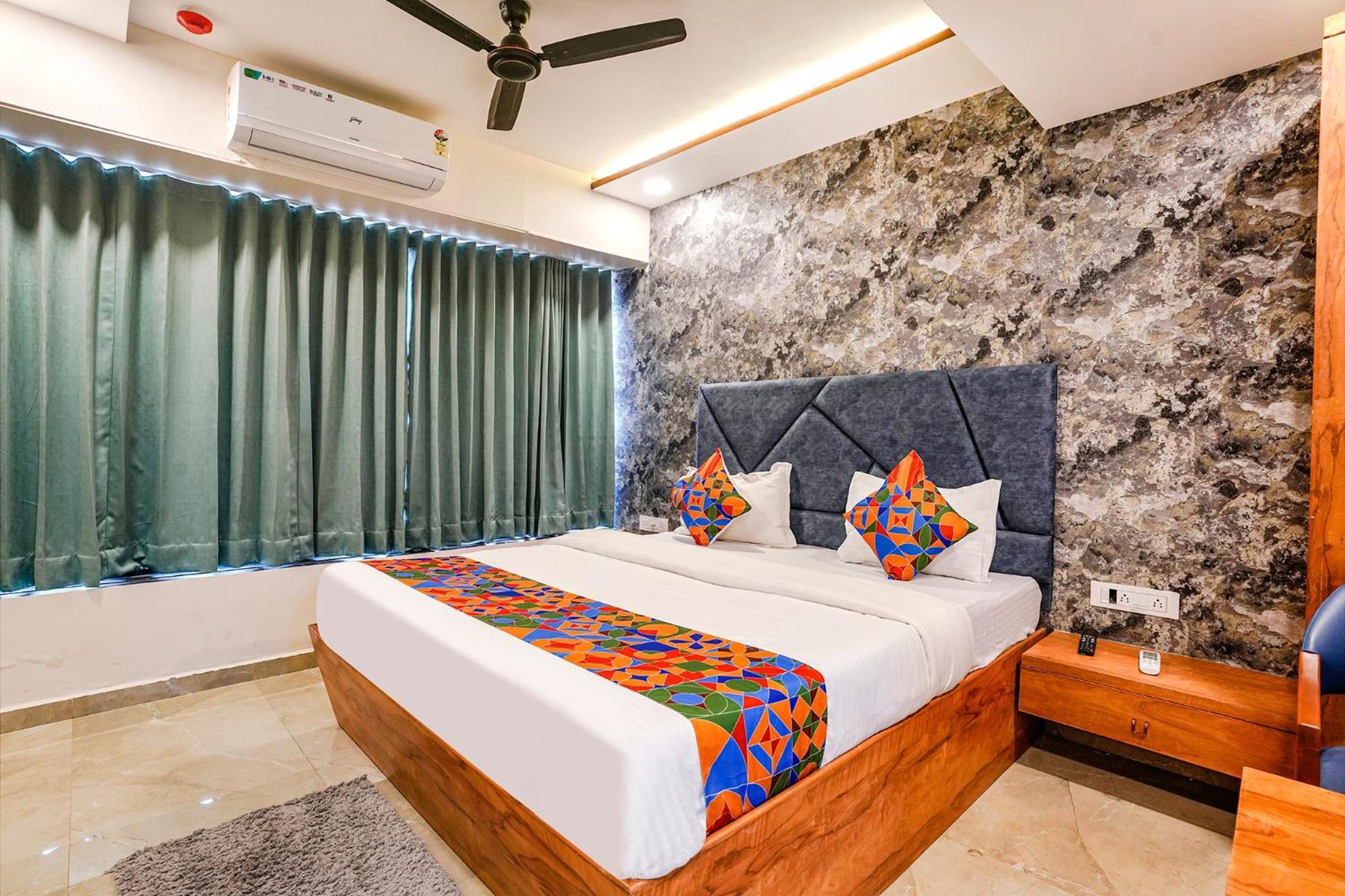 Hotel Fabhotel Sr Naroda 3*