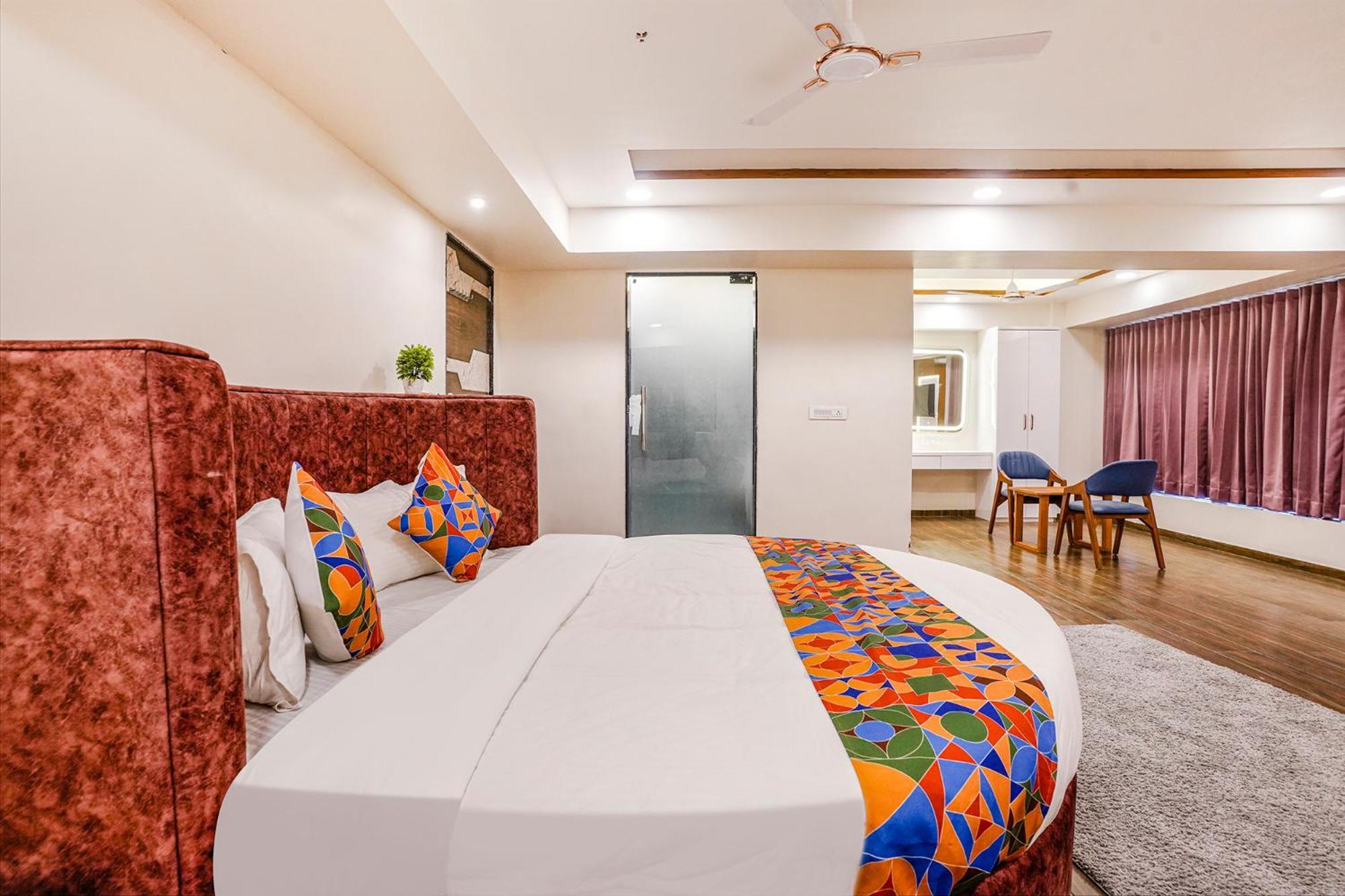 Hotel Fabhotel Sr Naroda 3*