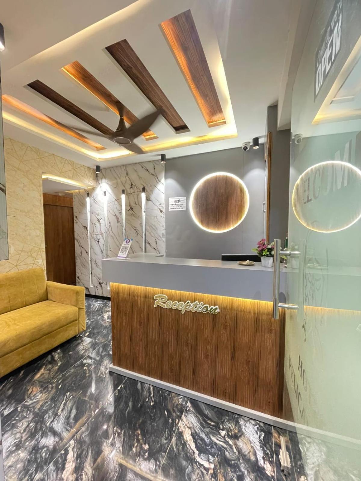 Hotel Pelican Ahmedabad