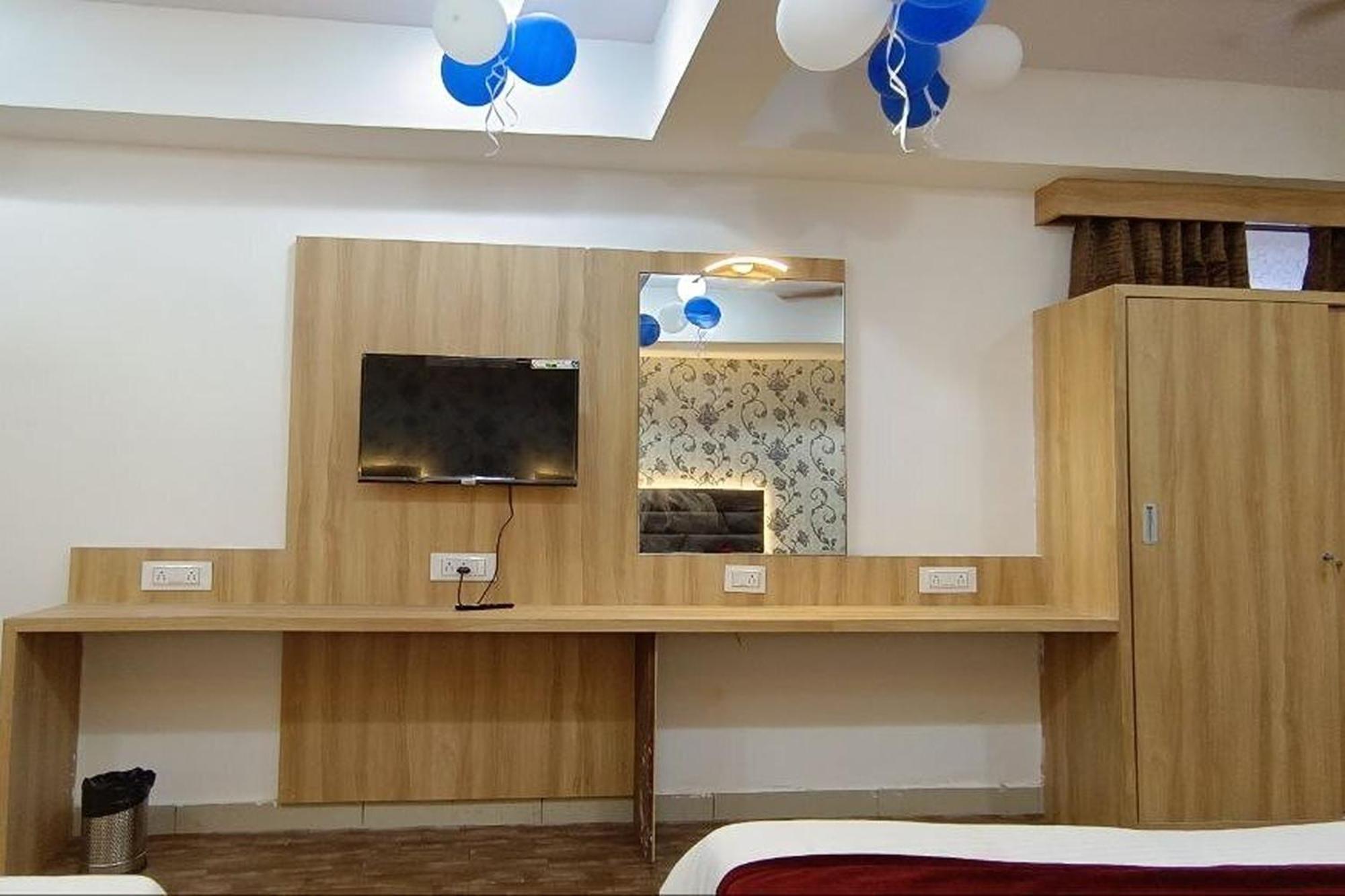 Matrix Hotel