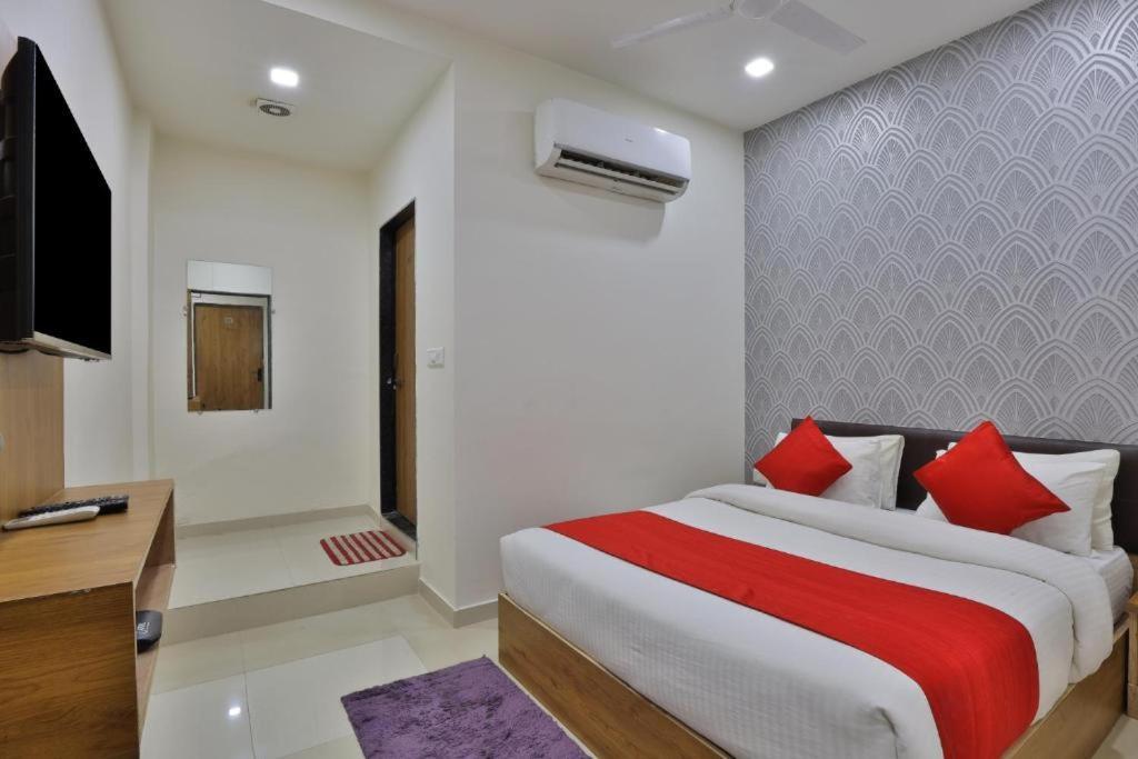 Guest house Shivaay Motera *