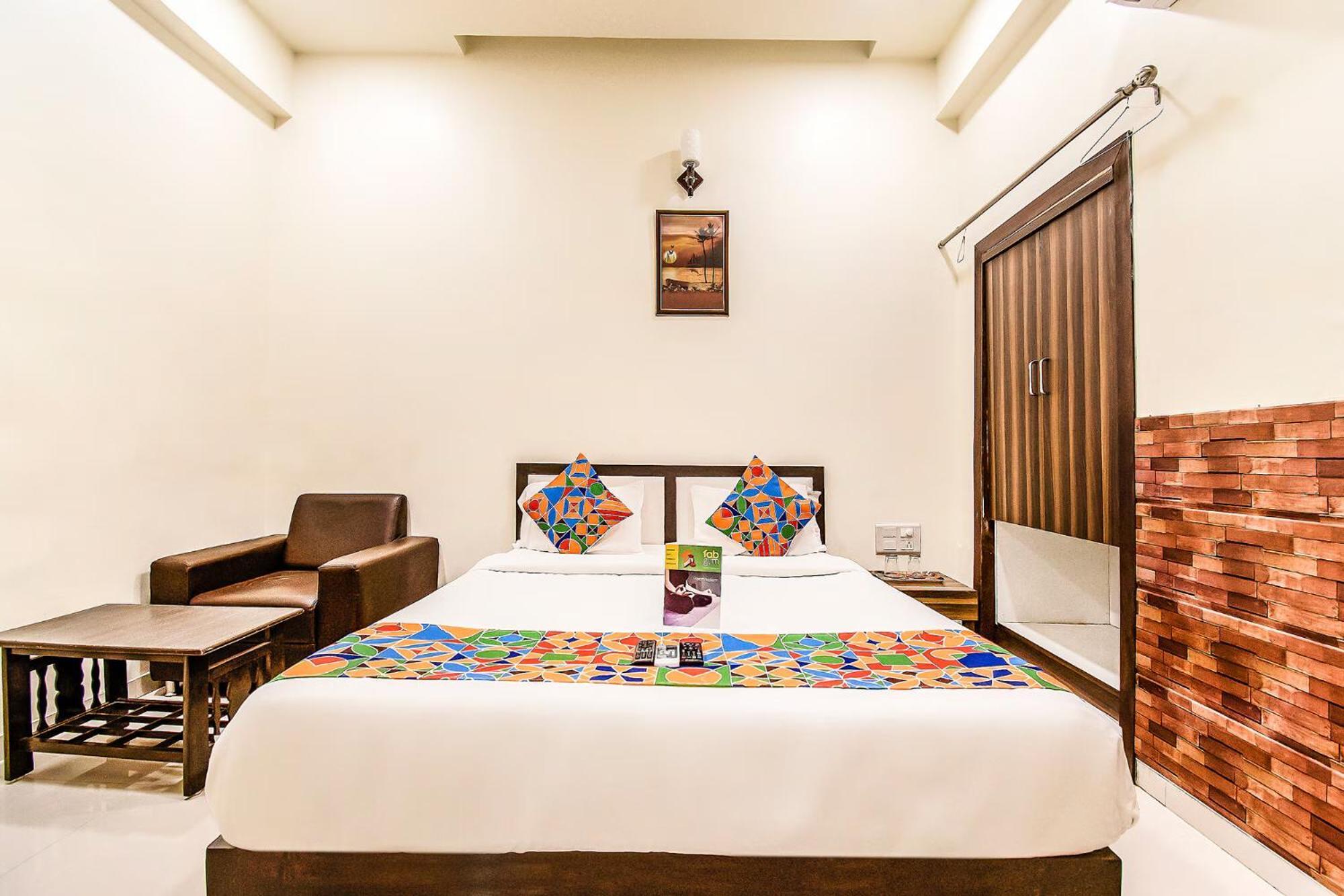 Fabhotel Maher Hotel 3*