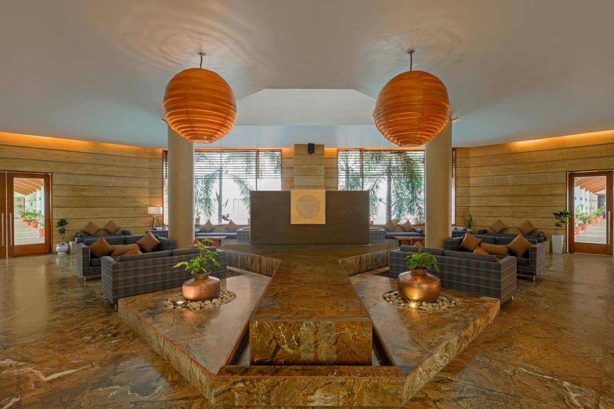 Hotel Club Mahindra Kensville 4*