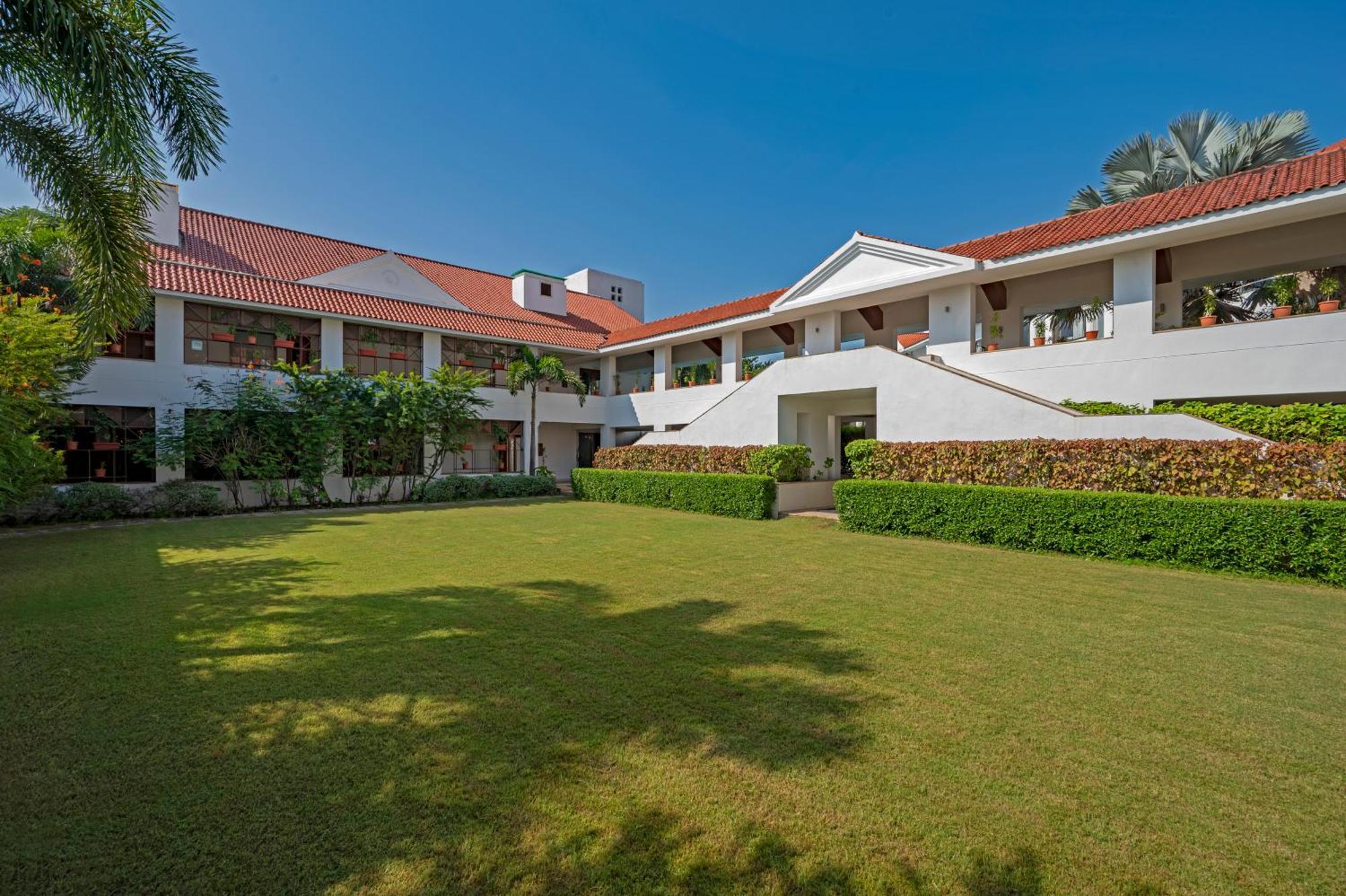Club Mahindra Kensville 4*