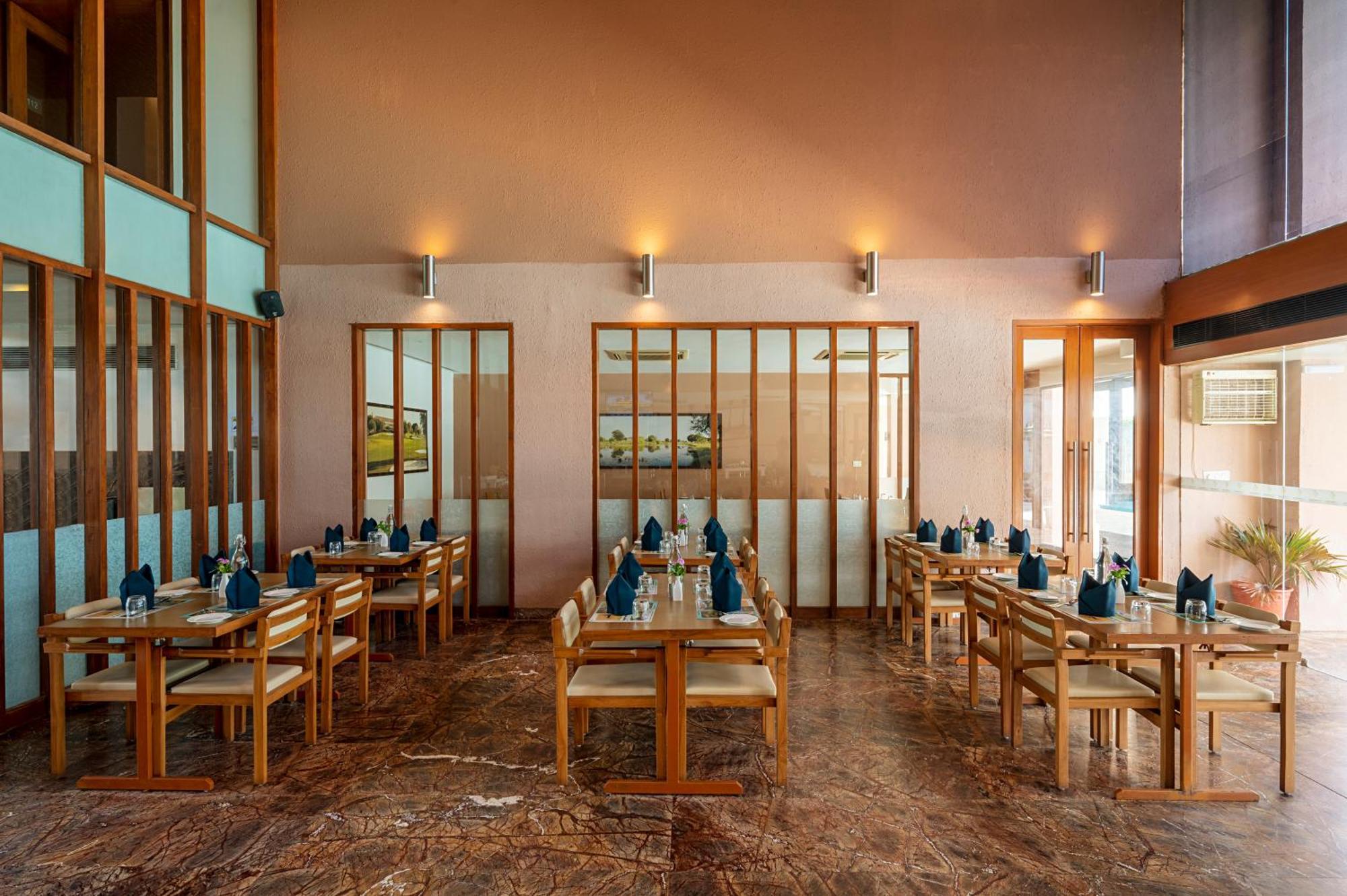 Club Mahindra Kensville Hotel