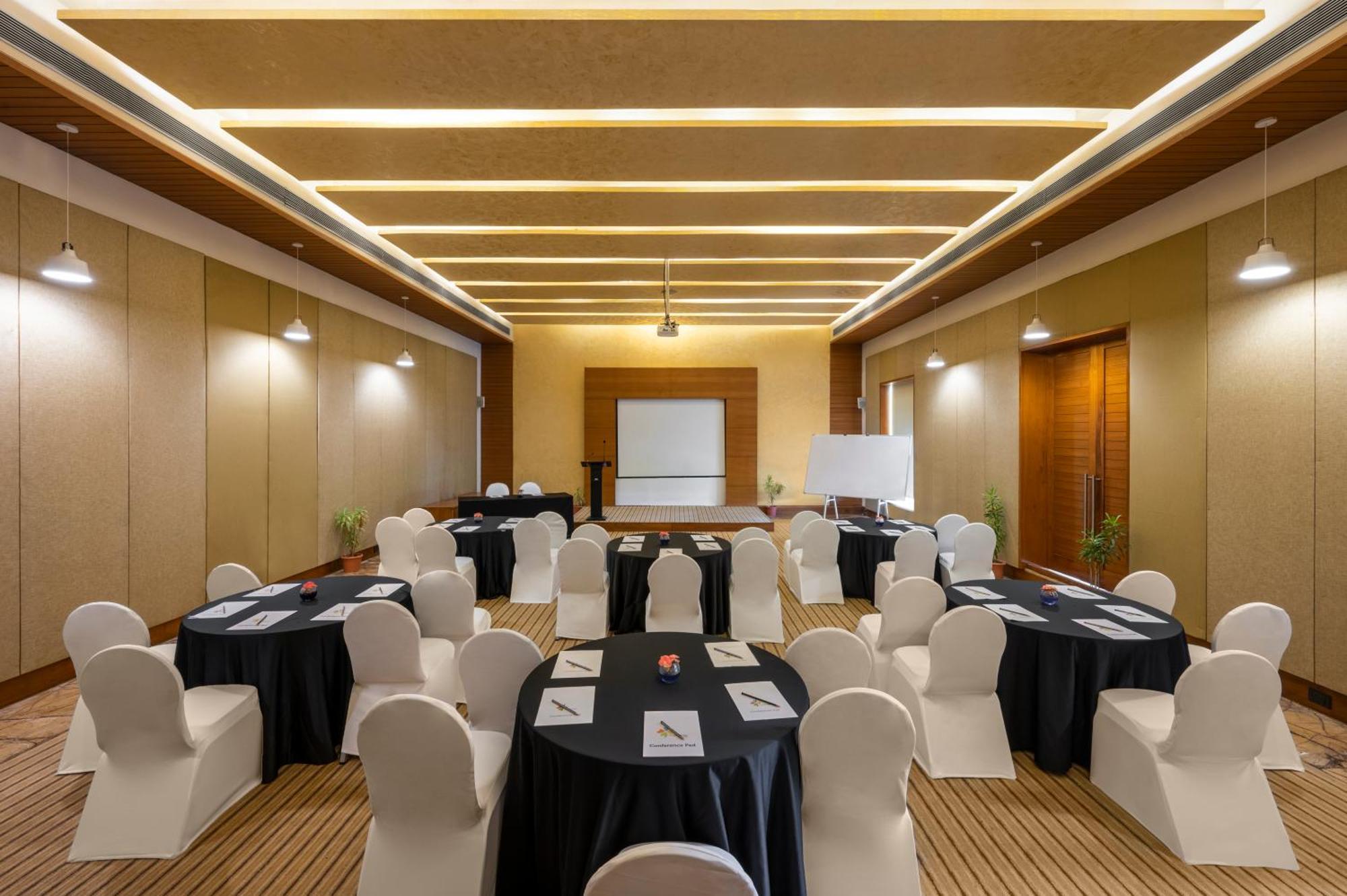 Hotel Club Mahindra Kensville Ahmedabad