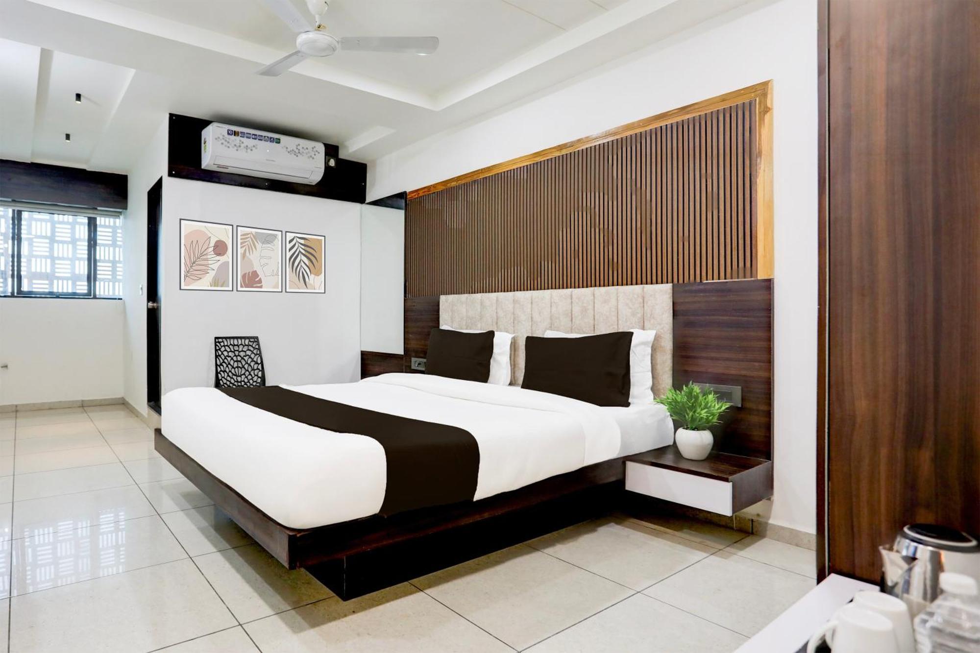Hotel Super O Nana Chiloda Near Airport Formerly Valley 4*