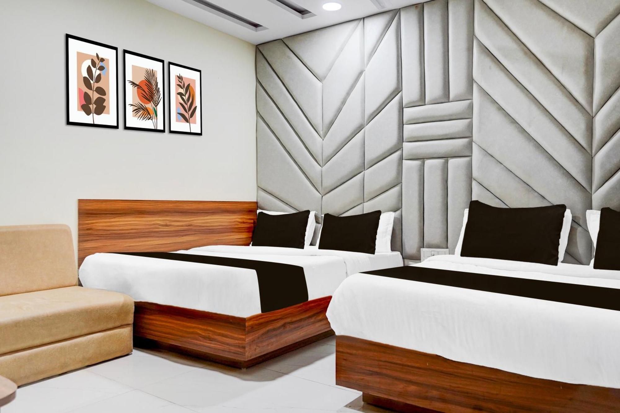O Surbhi Hotel