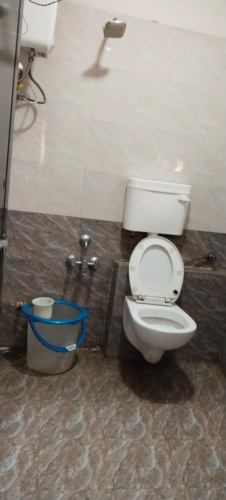 Hotel Bhavya Airport Road Ahmedabad