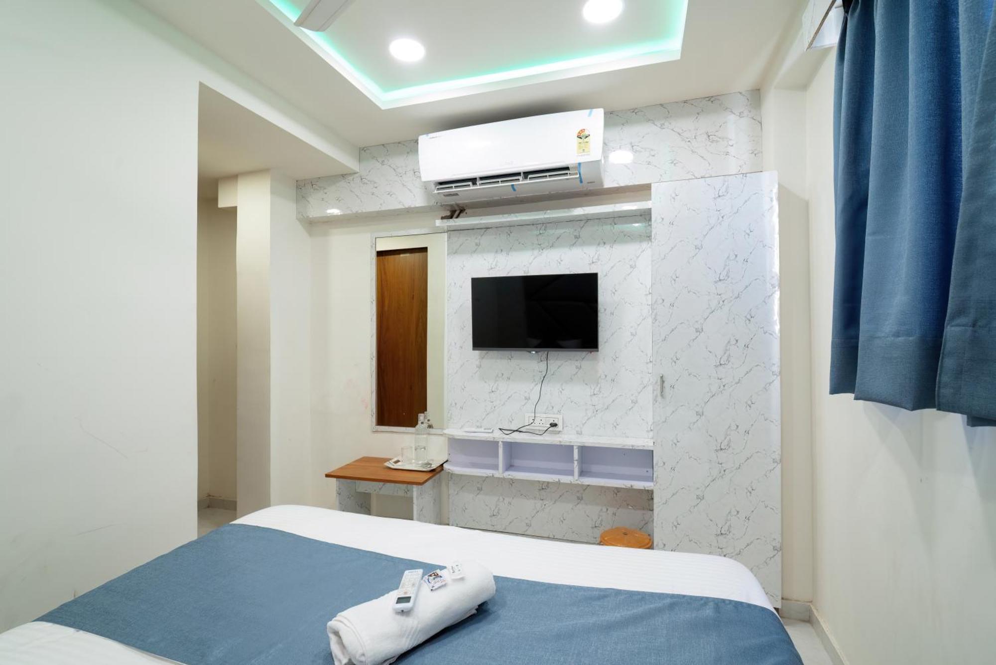 Nest Sky Hotel Ahmedabad