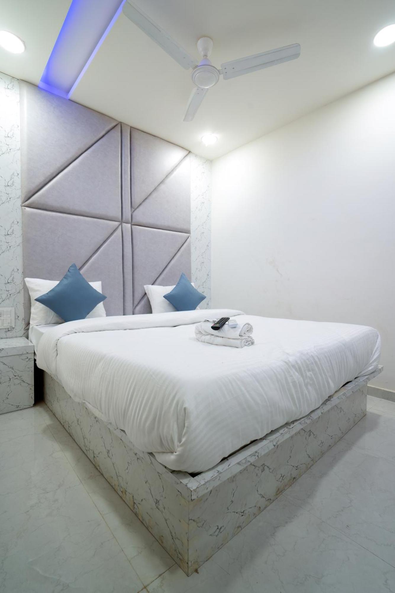 Hotel Nest Sky Ahmedabad
