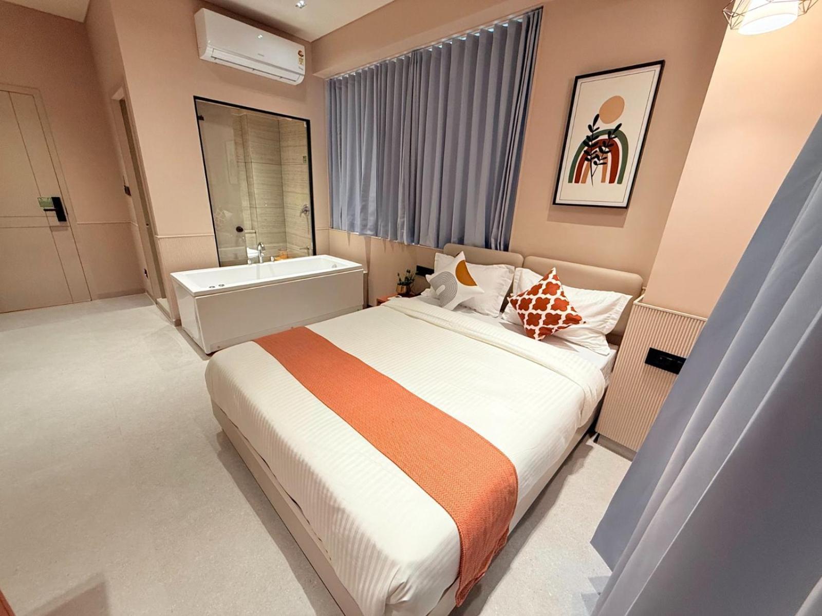 Hotel Fun Regency Motera Ahmedabad