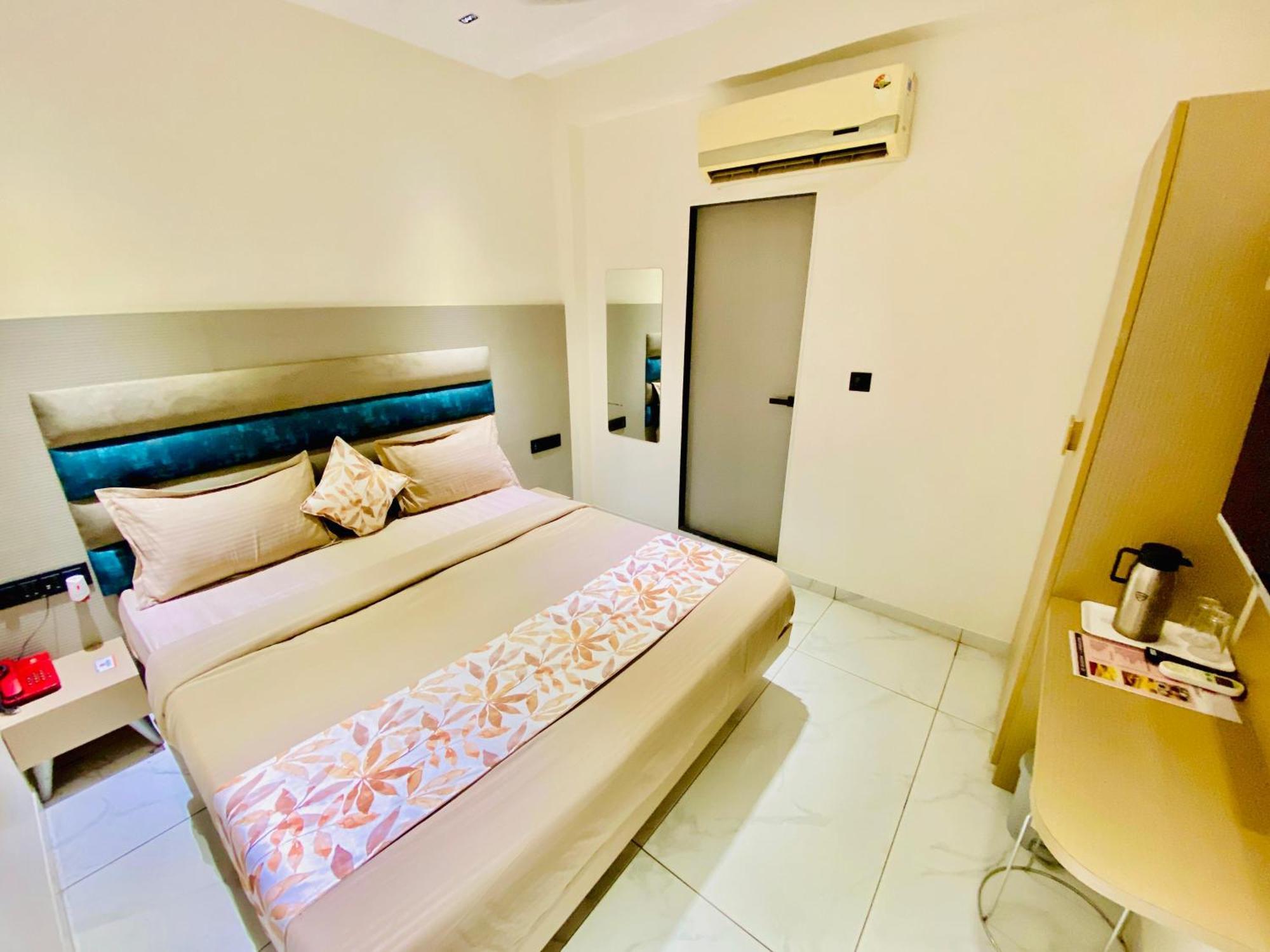 Rv Residency Hotel Ahmedabad