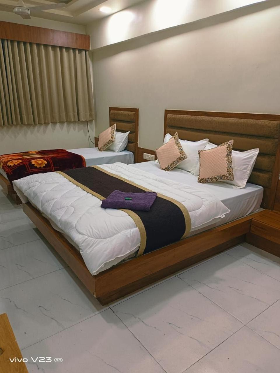 Park,ahmedabad 3*