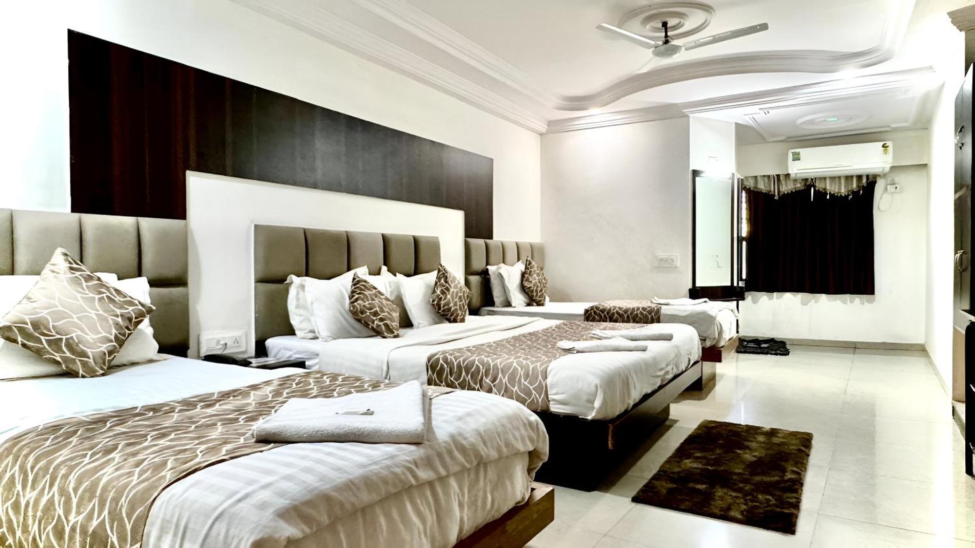 Dev Palace Hotel Ahmedabad