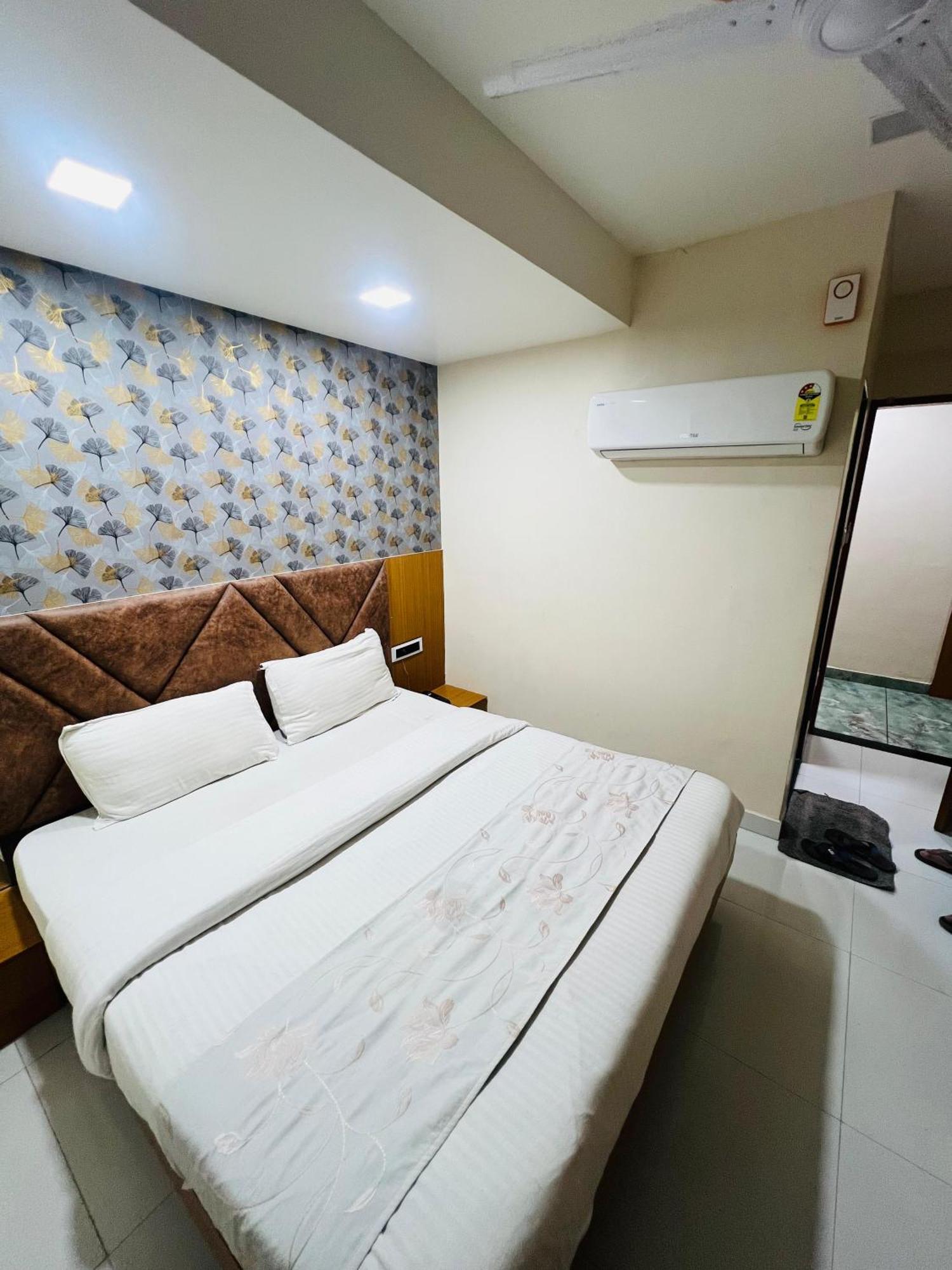 Exotic Hotel 4*