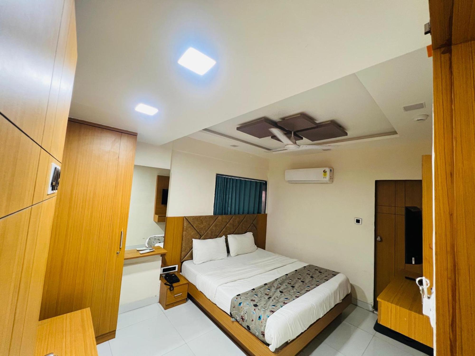 Hotel Exotic 4*