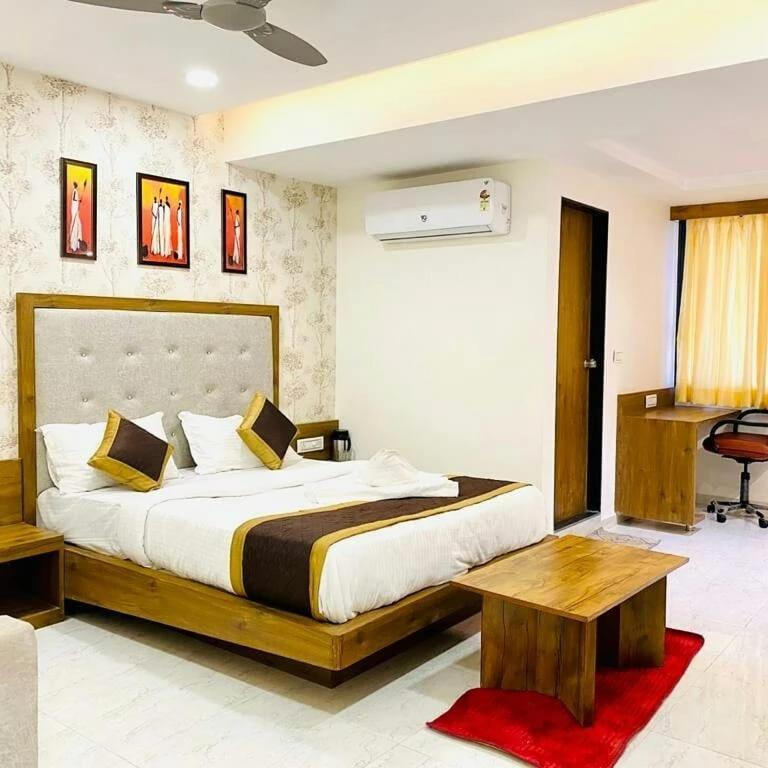 Hotelleegrandinn Guest house