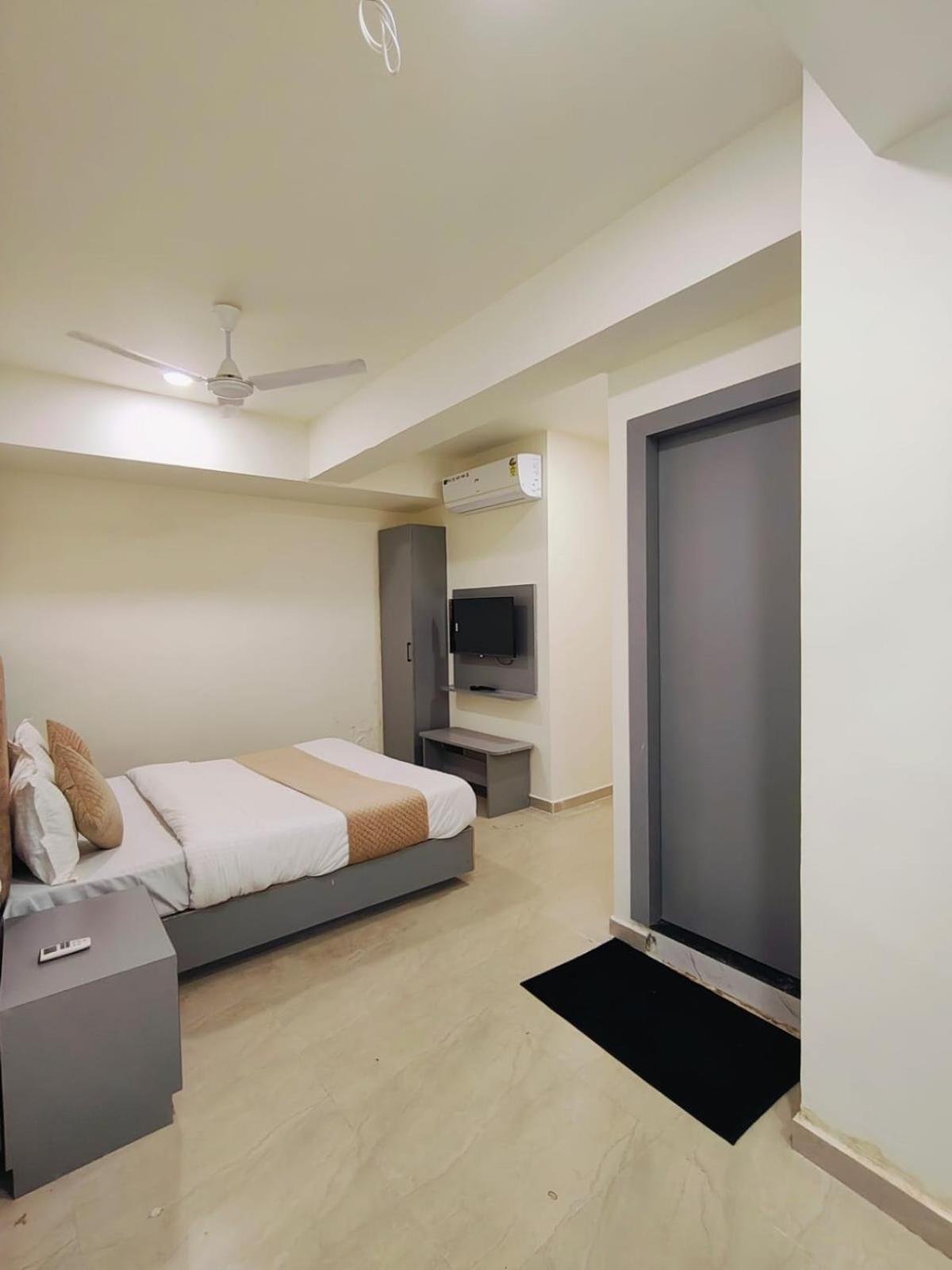 Orchid Hotel