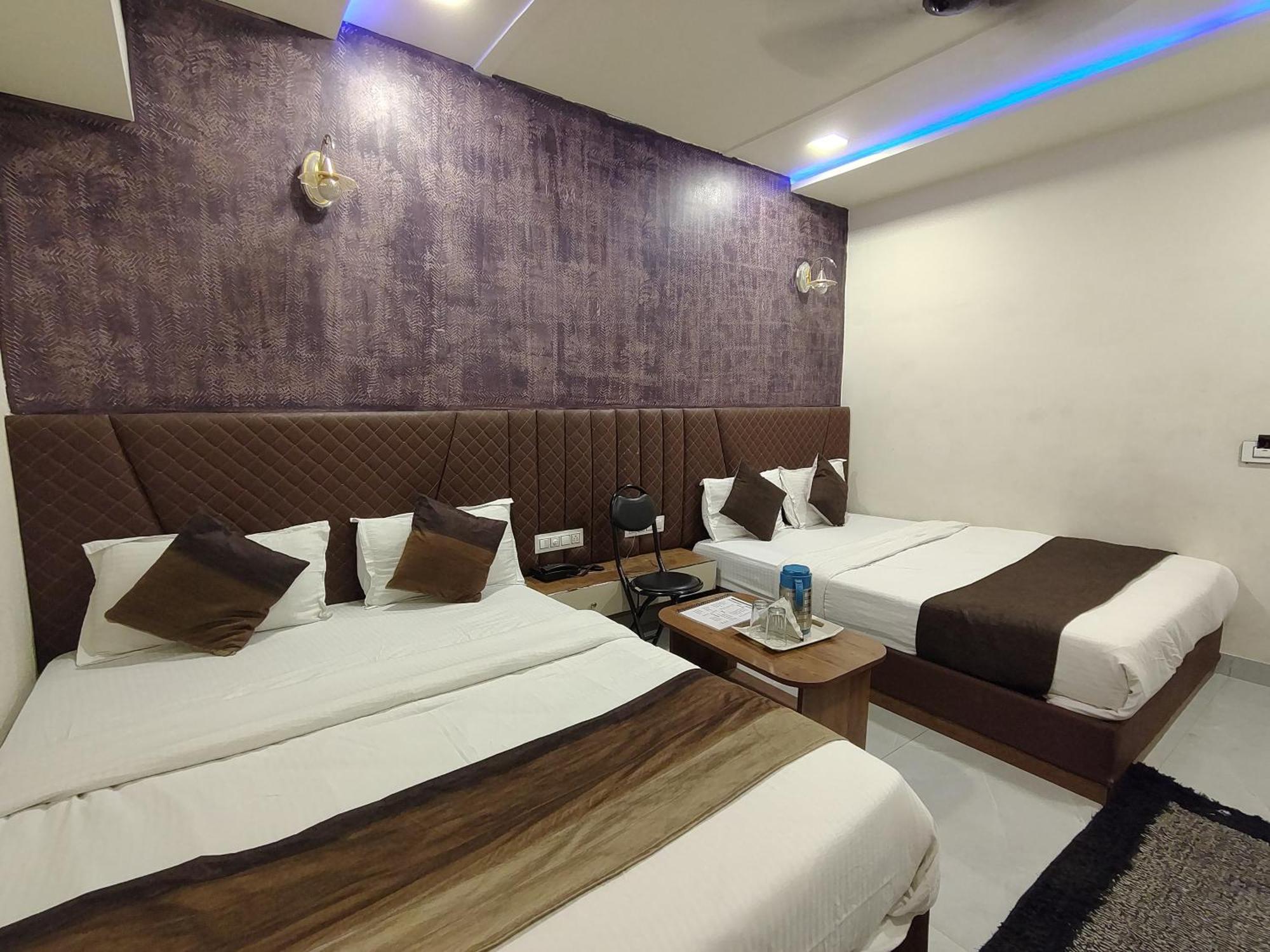 Avadh Palace, Subhash Bridge, Ahmedabad